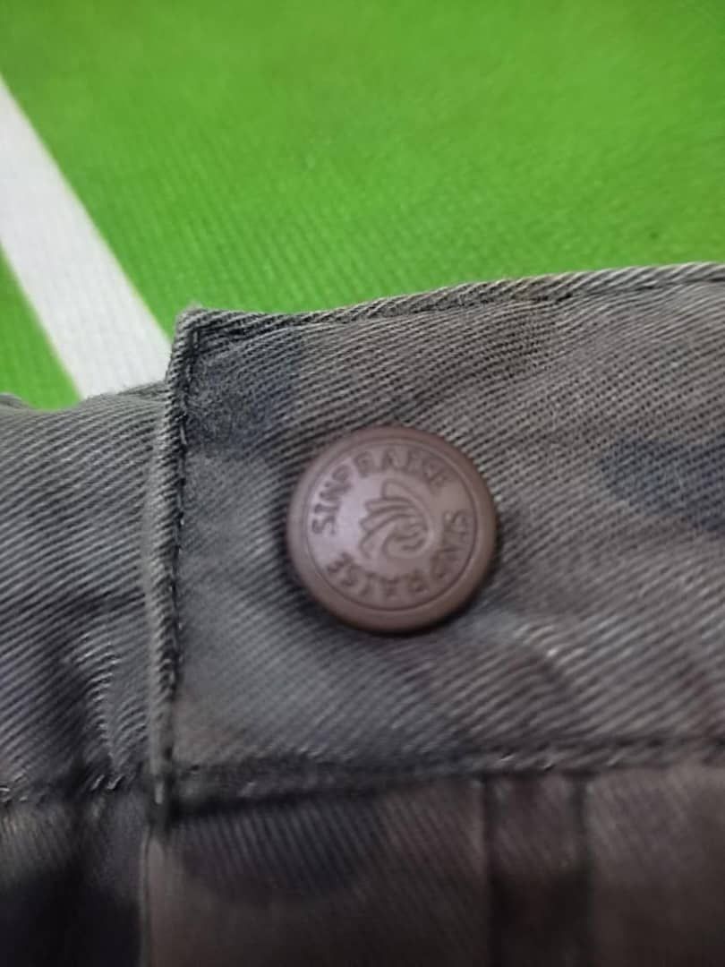 Vintage VINTAGE CAMOUFLAGE TACTICAL CARGO PANTS BAGGY DOUBLE LAYER Size US 34 / EU 50 - 5 Thumbnail