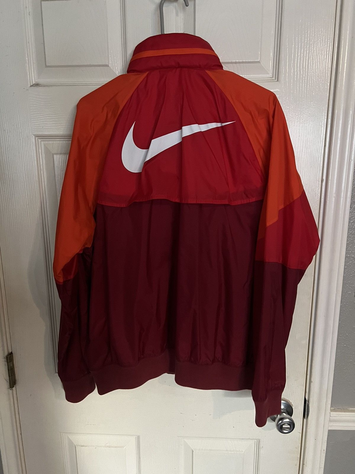 Nike Nike tech “sunset” windbreaker Size US M / EU 48-50 / 2 - 2 Thumbnail