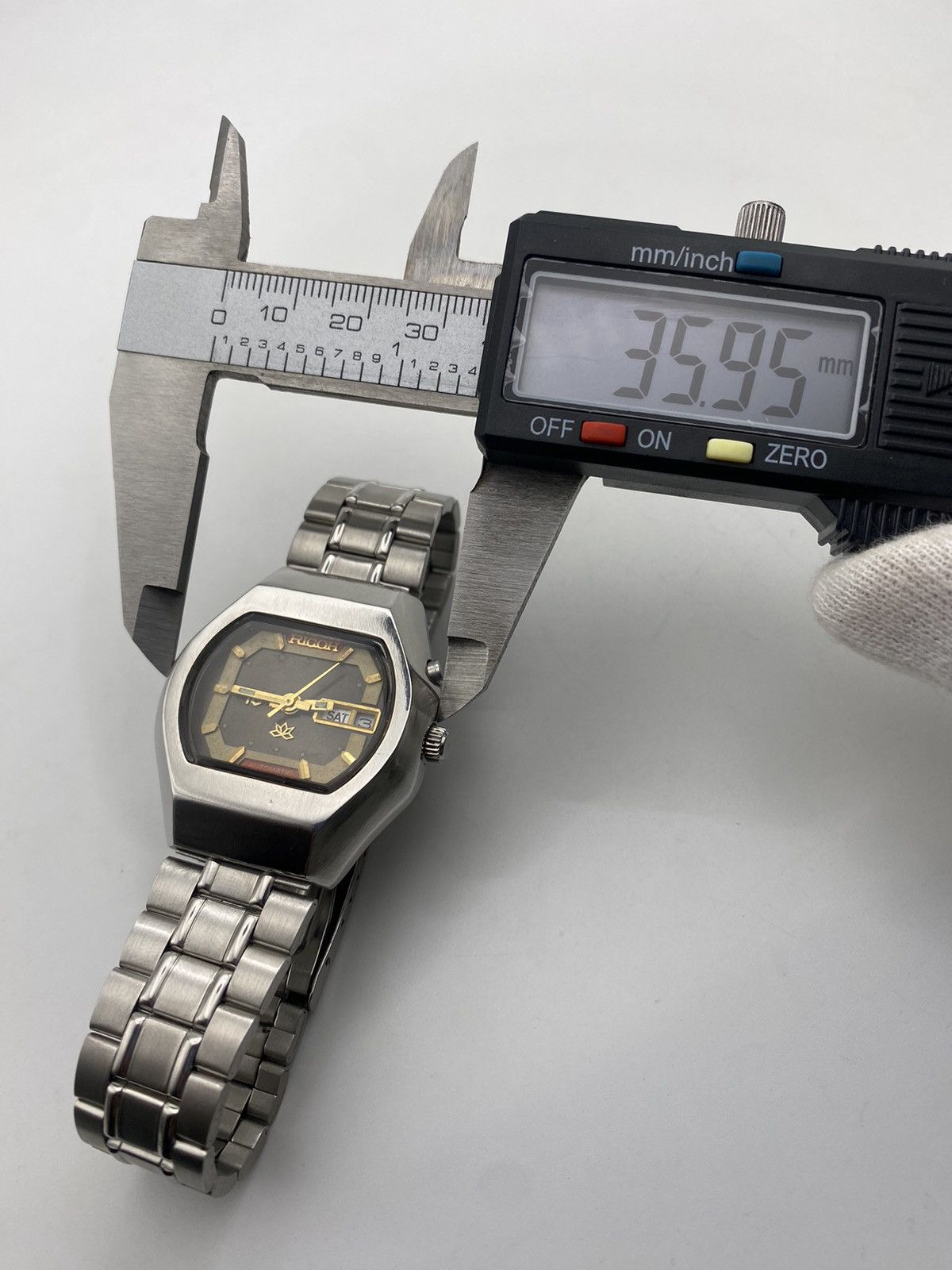 Vintage Vintage Ricoh Men’s Wristwatch Size 36 - 10 Thumbnail