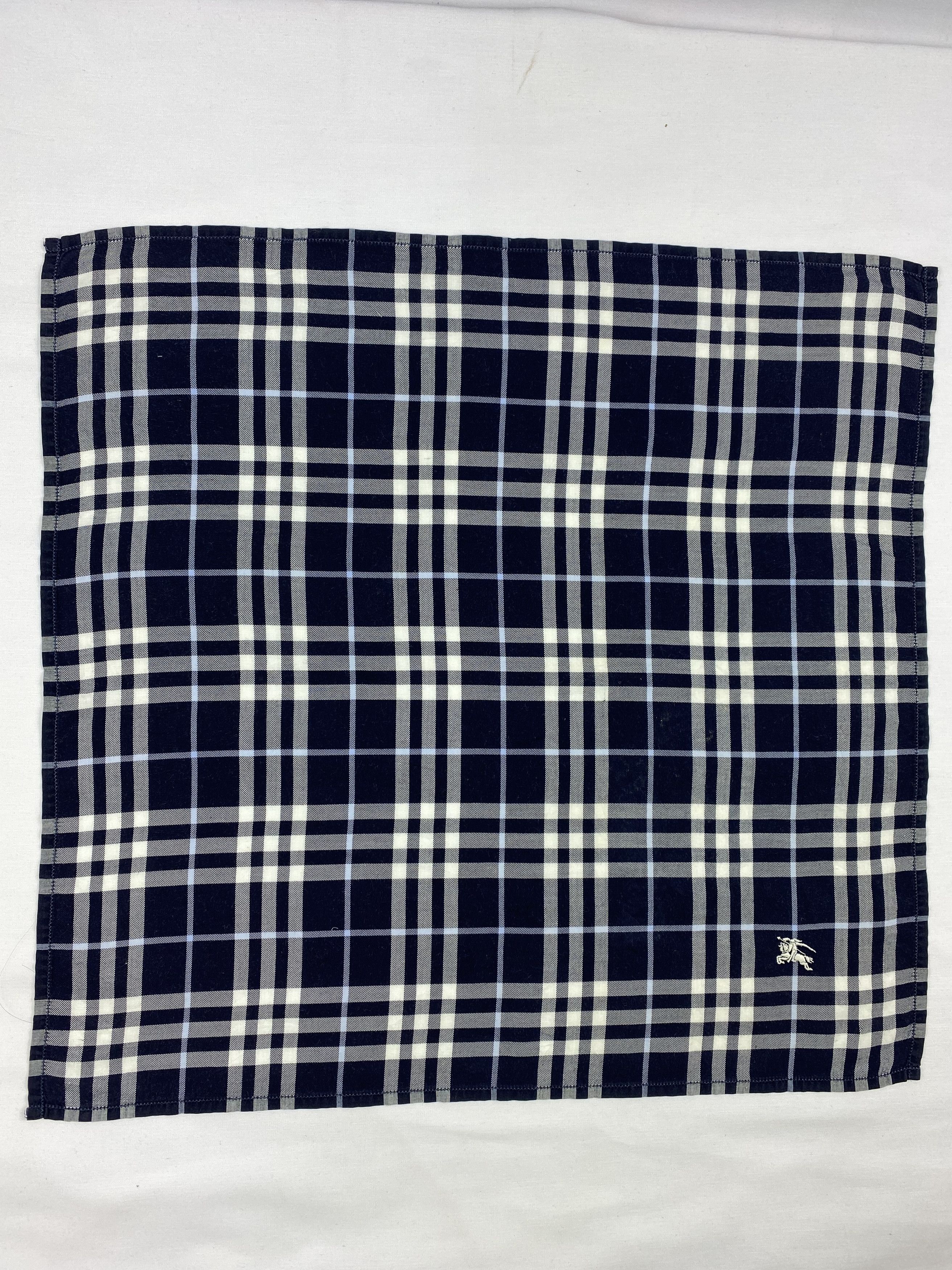 Burberry Burberry Handkerchief / Bandana / Neckerchief Size ONE SIZE - 3 Thumbnail