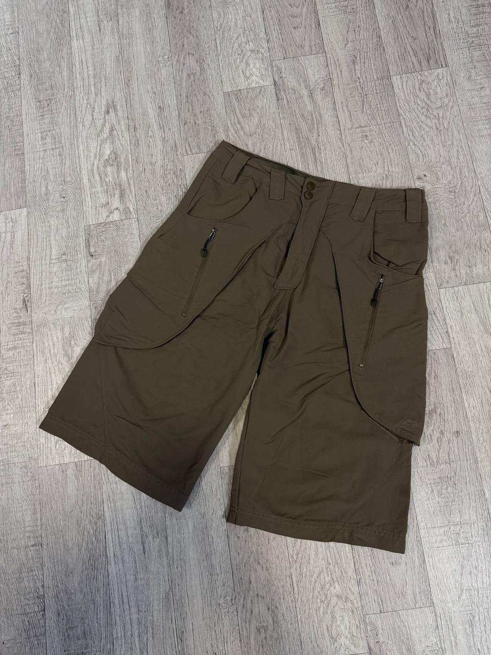 Nike ACG Nike ACG vintage shorts Size US 32 / EU 48 - 1 Thumbnail