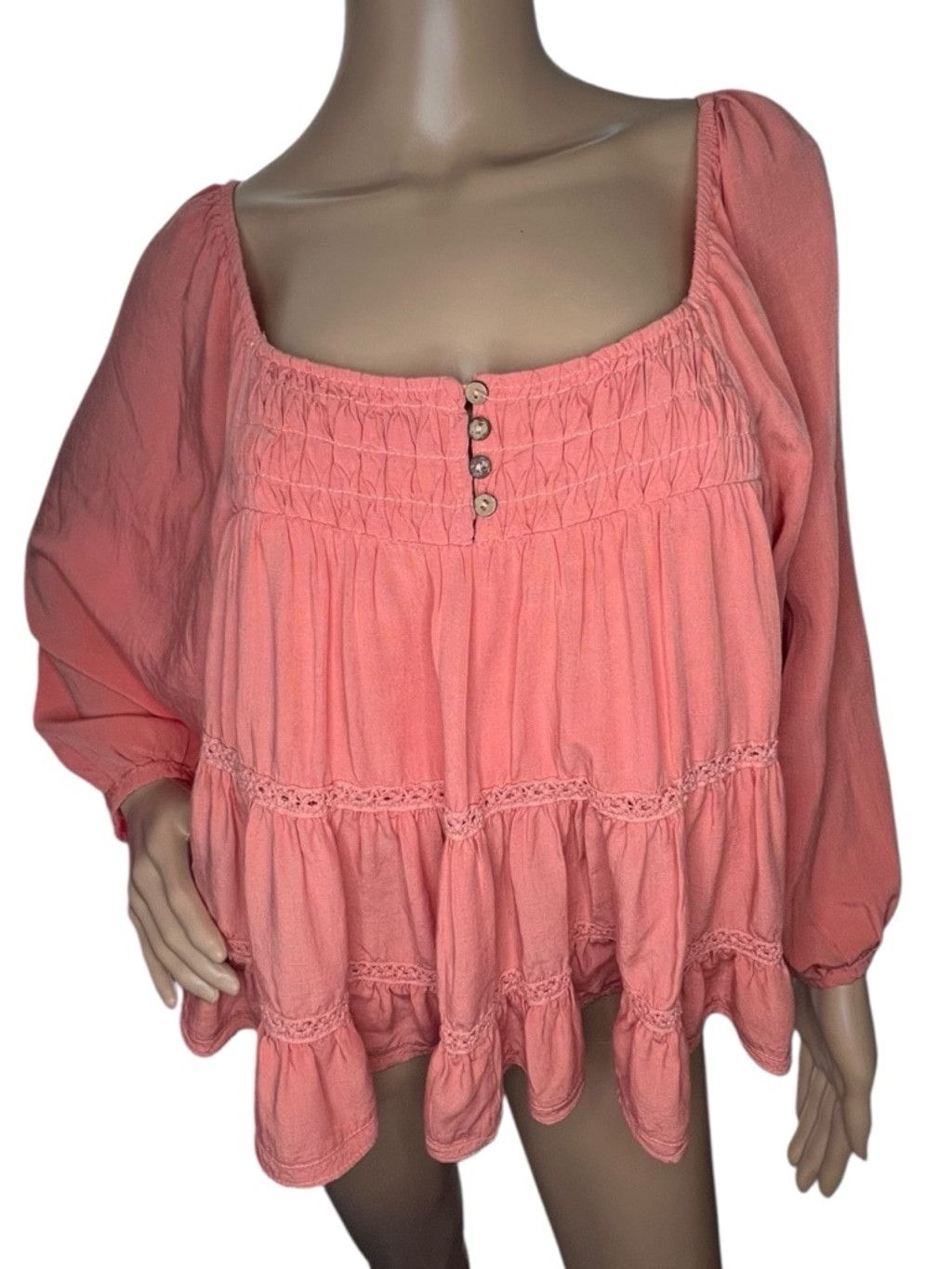 Miss Me Miss Me Coral Long Sleeve Smocked Tiered Peasant Blouse Size XS / US 0-2 / IT 36-38 - 1 Thumbnail