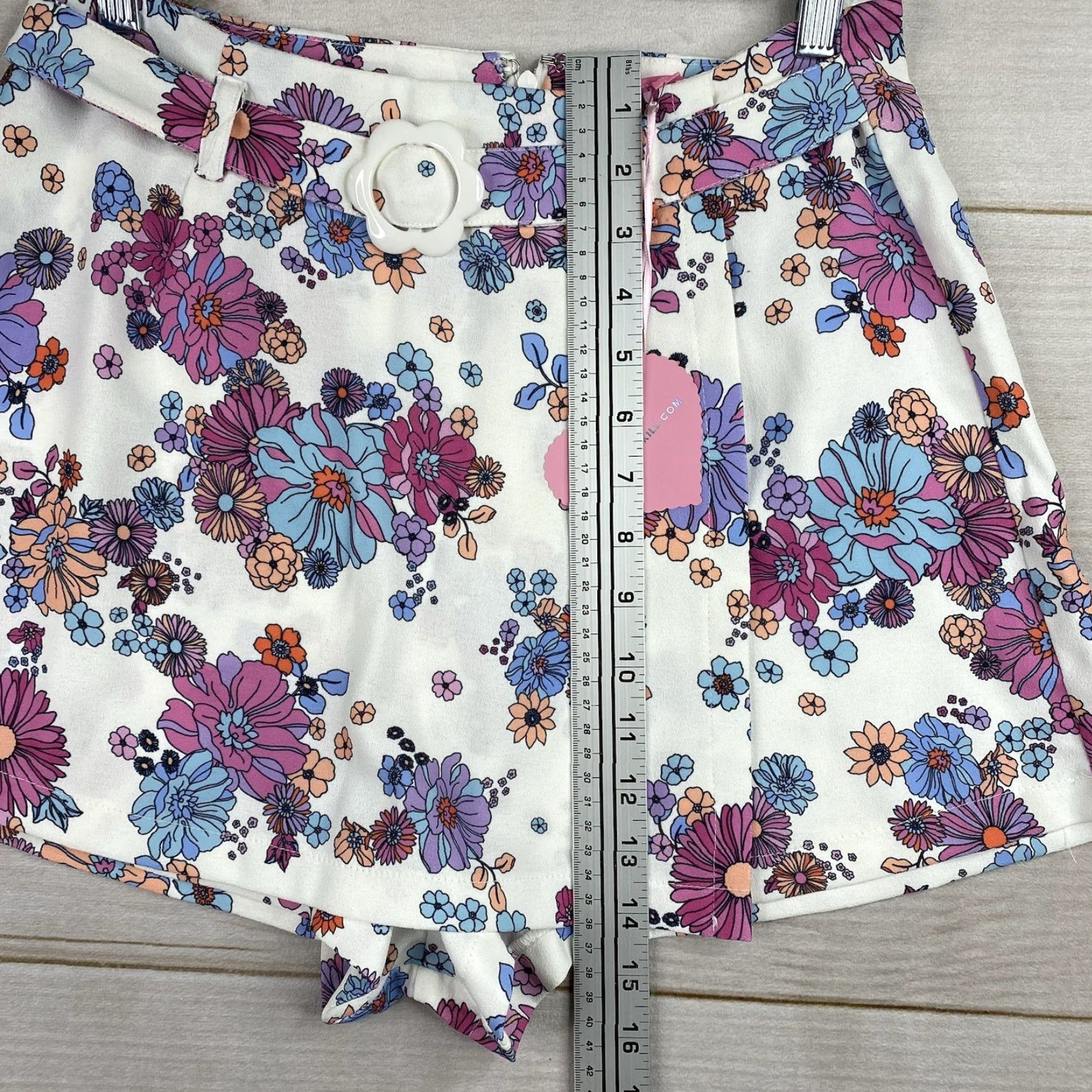 Dolls Kill Dolls Kill Sugar Thrillz Shorts w/Skirt Mini Belted 50's NWT Sz M Multicolor Floral Boho 80s 90s Shirt? Size 32" / US 10 / IT 46 - 5 Thumbnail