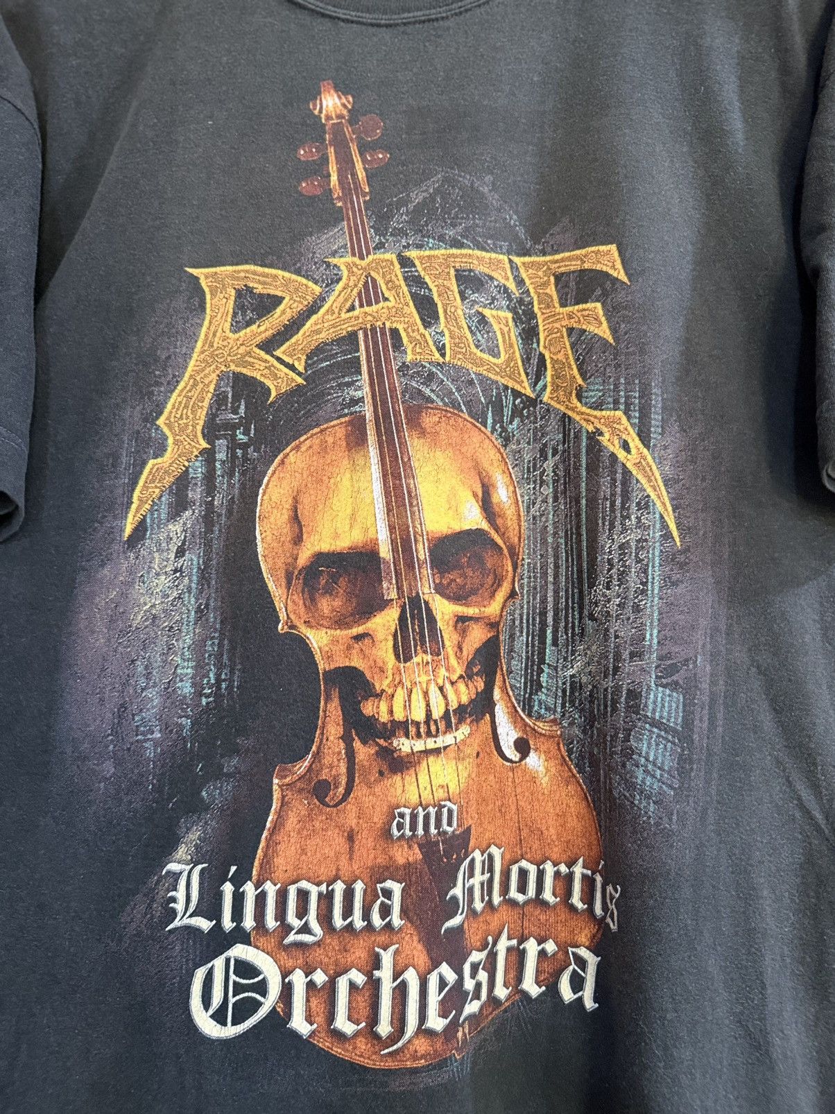 Vintage Thrashed Vintage 90s Rage The Christmas Shows Sun Faded Tee Size US L / EU 52-54 / 3 - 3 Thumbnail