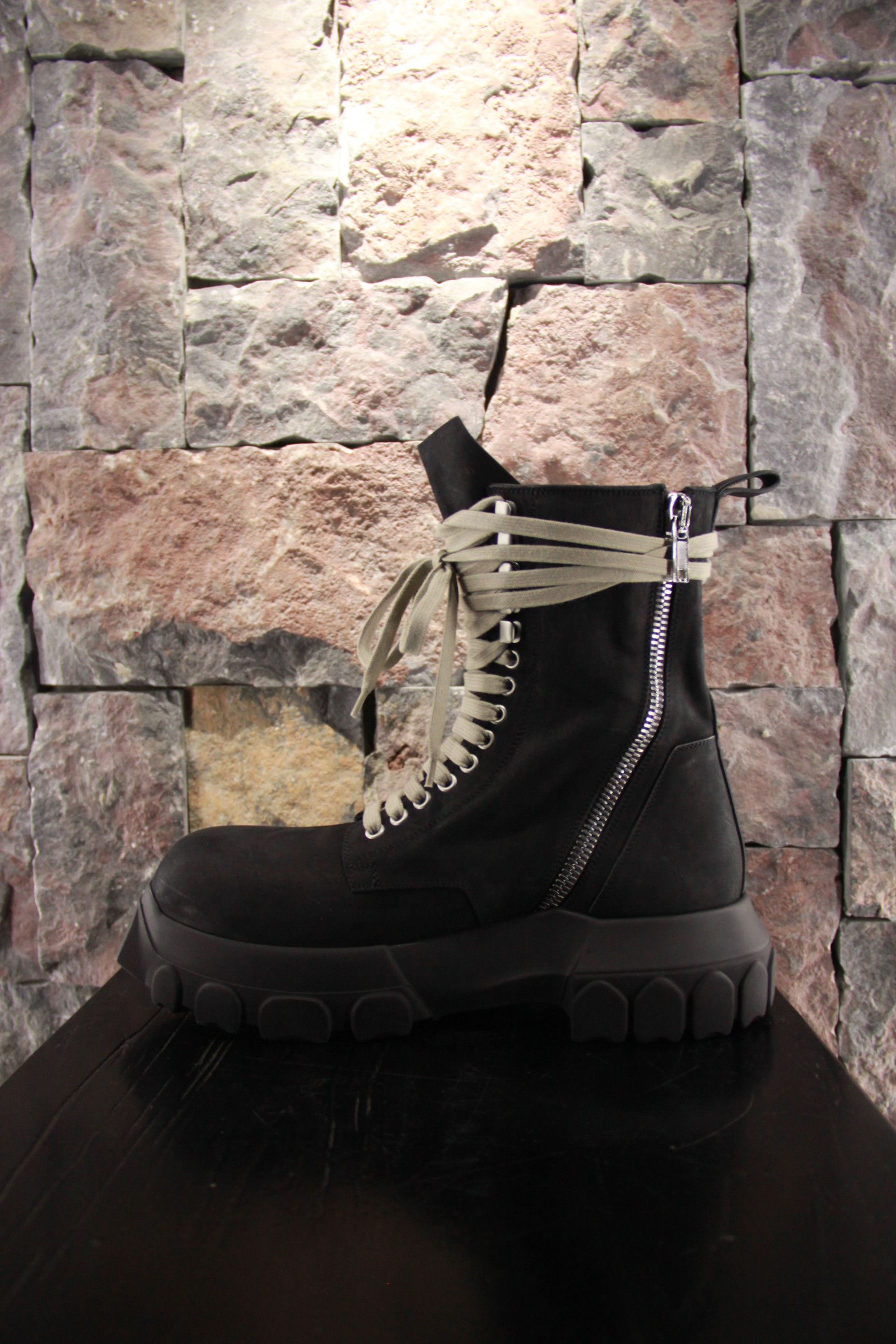 Rick Owens Rick Owens Black Boots Size US 11 / EU 44 - 12 Thumbnail