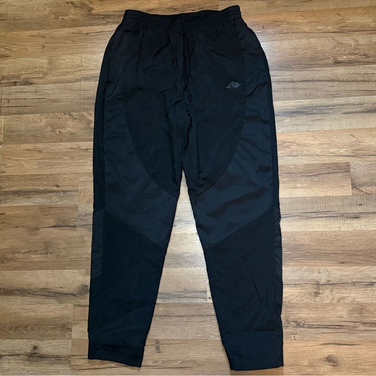 Nike Air Jordan Wings Jogger Sweatpants Size US 30 / EU 46 - 1 Thumbnail