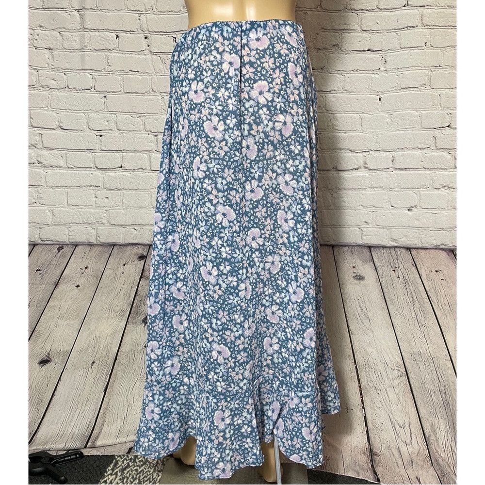 Free People New Free People Romance Me Blue Floral Half Slip Skirt Size Size 28" / US 6 / IT 42 - 3 Thumbnail