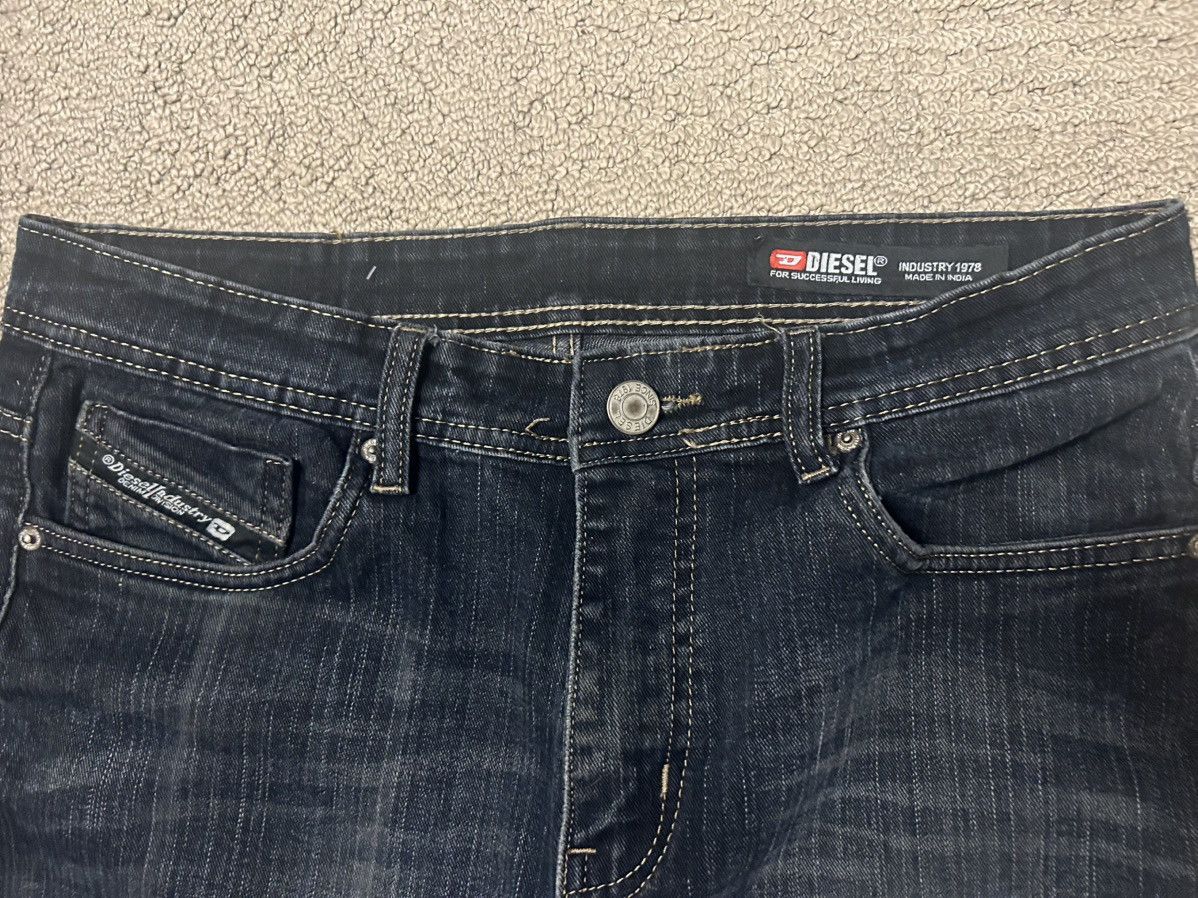 Diesel Dark Blue Straight Diesel Jeans Size US 33 - 4 Thumbnail