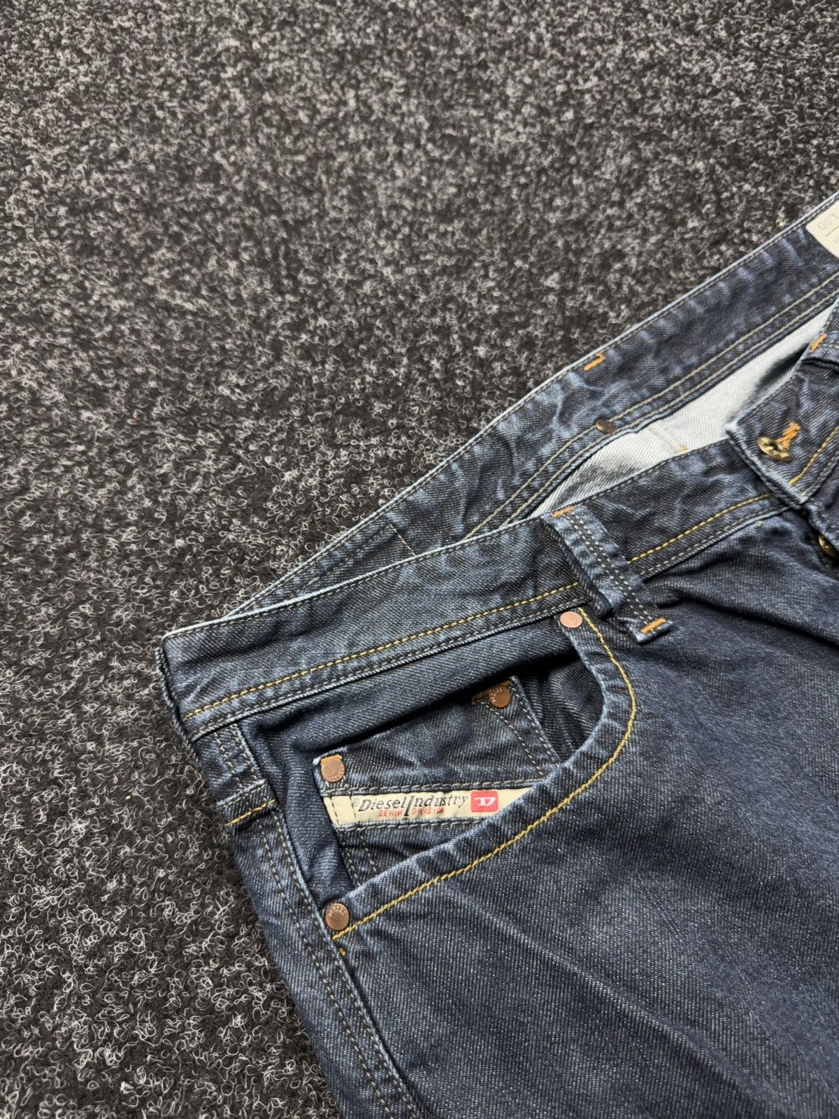 Diesel Luxury 00s Diesel Larkee Regular Straight Denim Retro Jeans Size US 36 / EU 52 - 7 Thumbnail