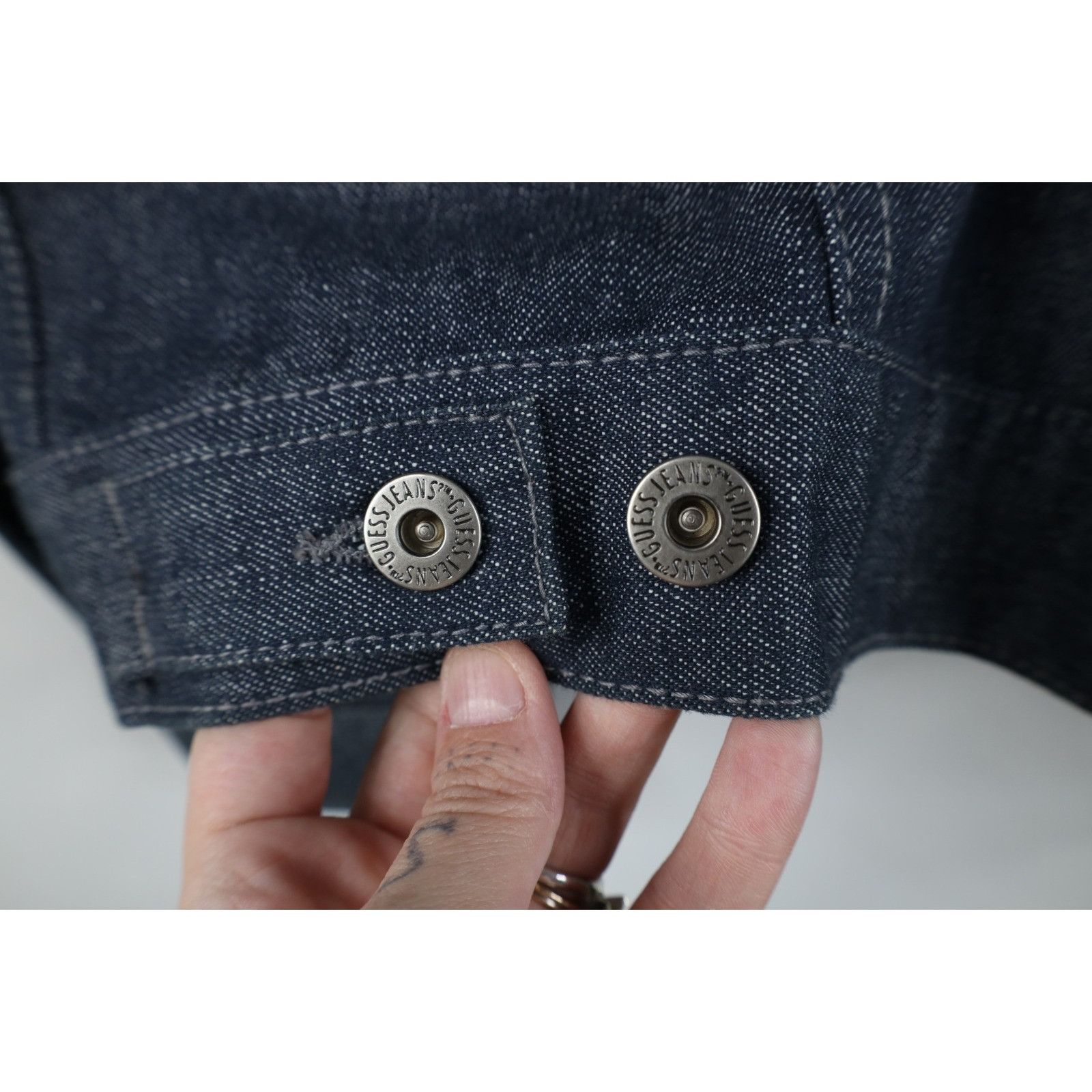 Guess Vintage 90s Guess Faded Spell Out Denim Jean Trucker Jacket Size US L / EU 52-54 / 3 - 12 Thumbnail
