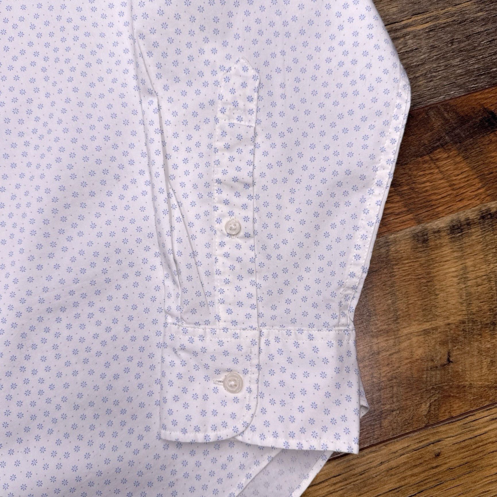 J.Crew J. CREW Shirt Mens Large White Slim Untucked Button-Up Knit Stretch Cotton Blend Geometric Pattern Button-Down Collar All Seasons Casual Shirt Size US L / EU 52-54 / 3 - 6 Thumbnail