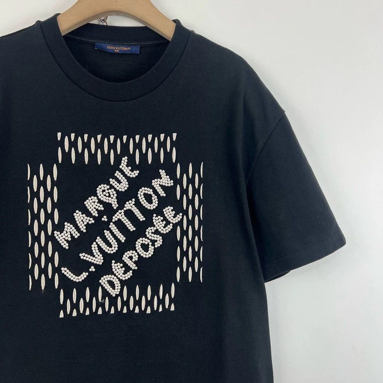 Louis Vuitton Louis Vuitton Fei Dong pearl beaded logo embroidered short Size US XXL / EU 58 / 5 - 5 Thumbnail