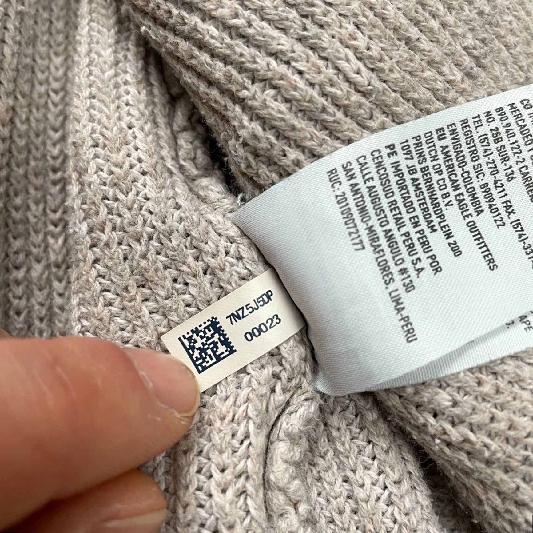 American Eagle Outfitters VINTAGE American Eagle Outfitters Women's Cardigan Sweater Large Beige Knit Long Sleeve Pockets All Seasons Size L / US 10 / IT 46 - 6 Thumbnail