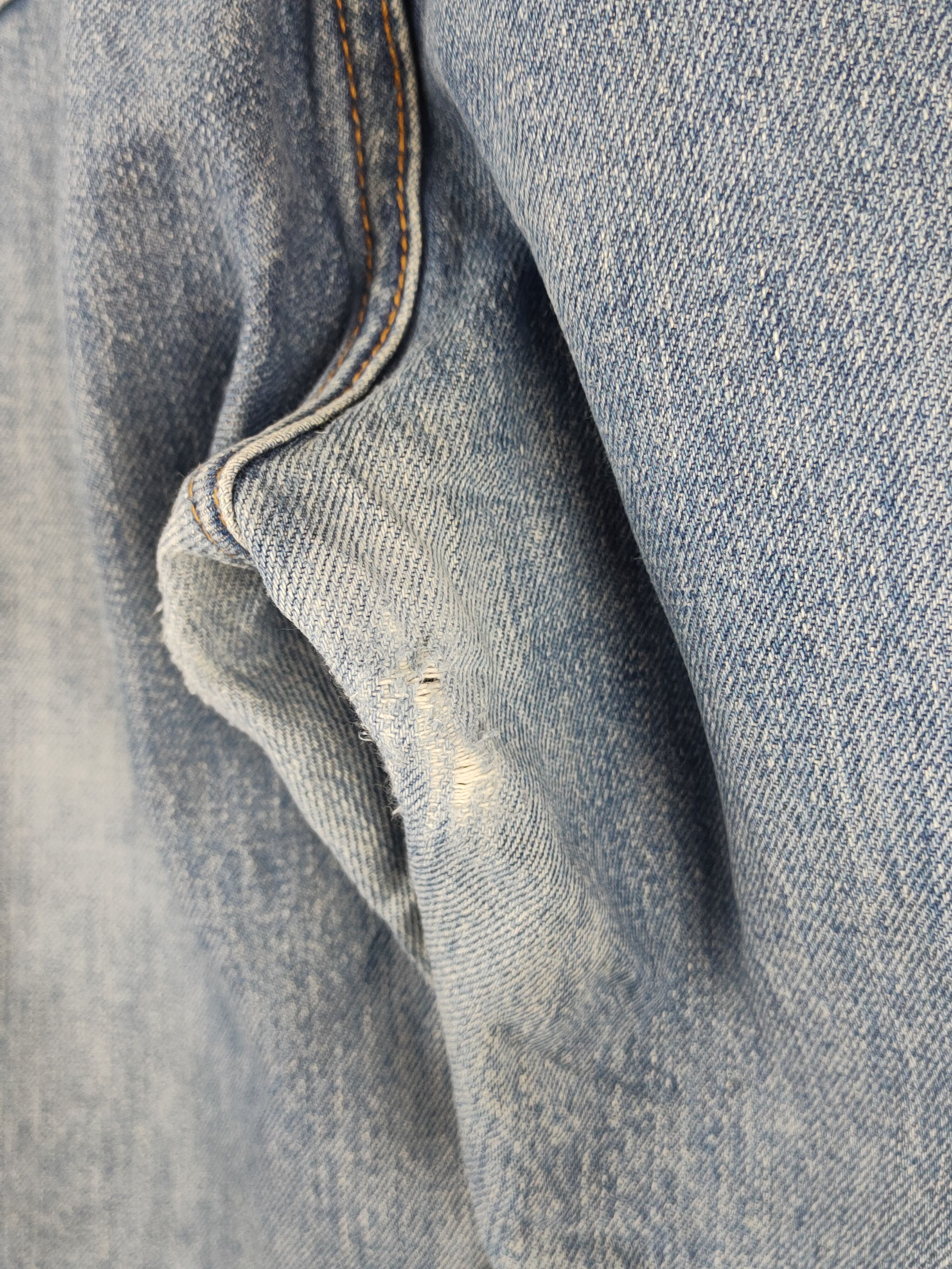 Levi's Levi's Blue Faded Distressed Ripped Jeans #S1667 Size US 39 - 7 Thumbnail