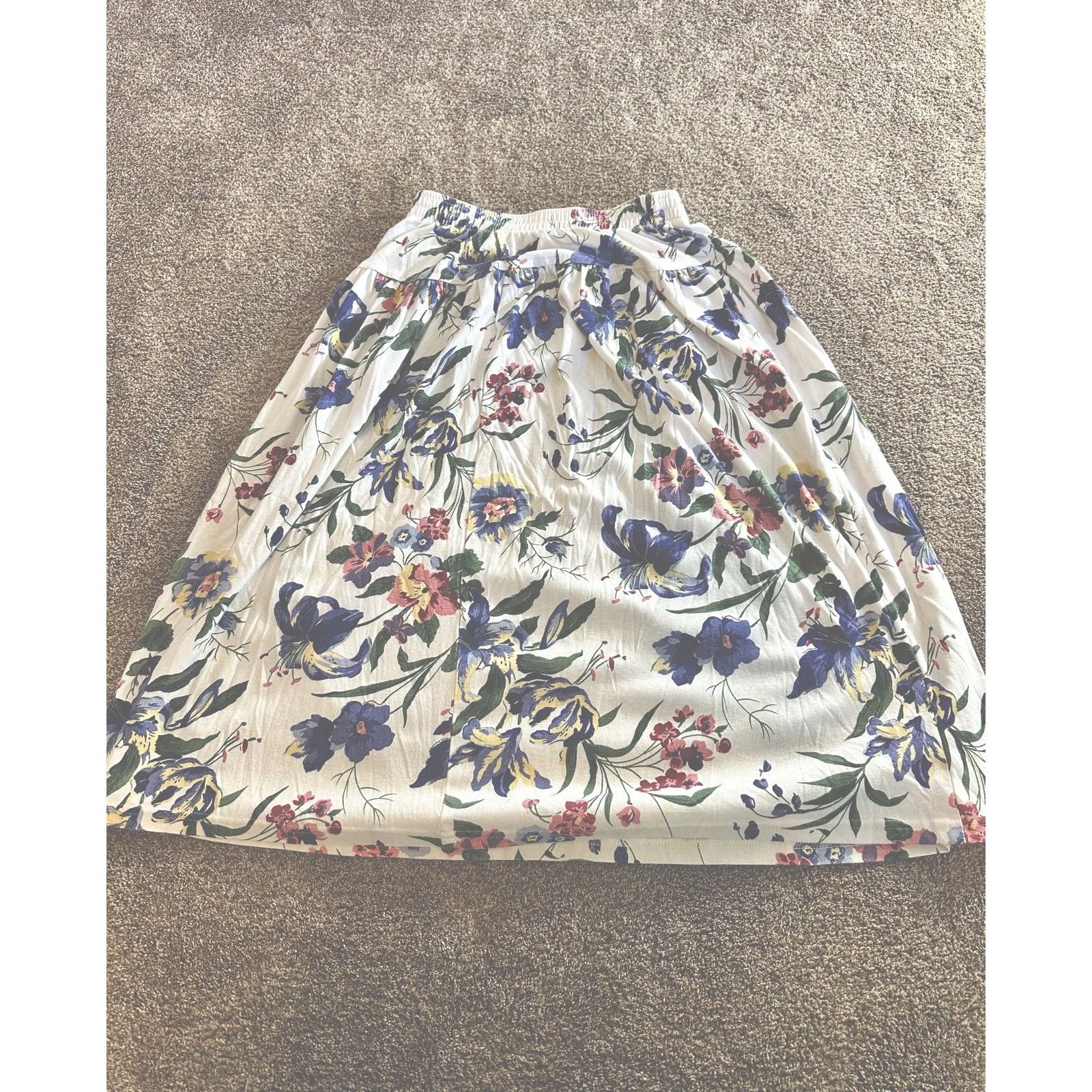 Other FR Sport Women's Large Floral Print Skirt Made in USA Size 31" - 1 Thumbnail