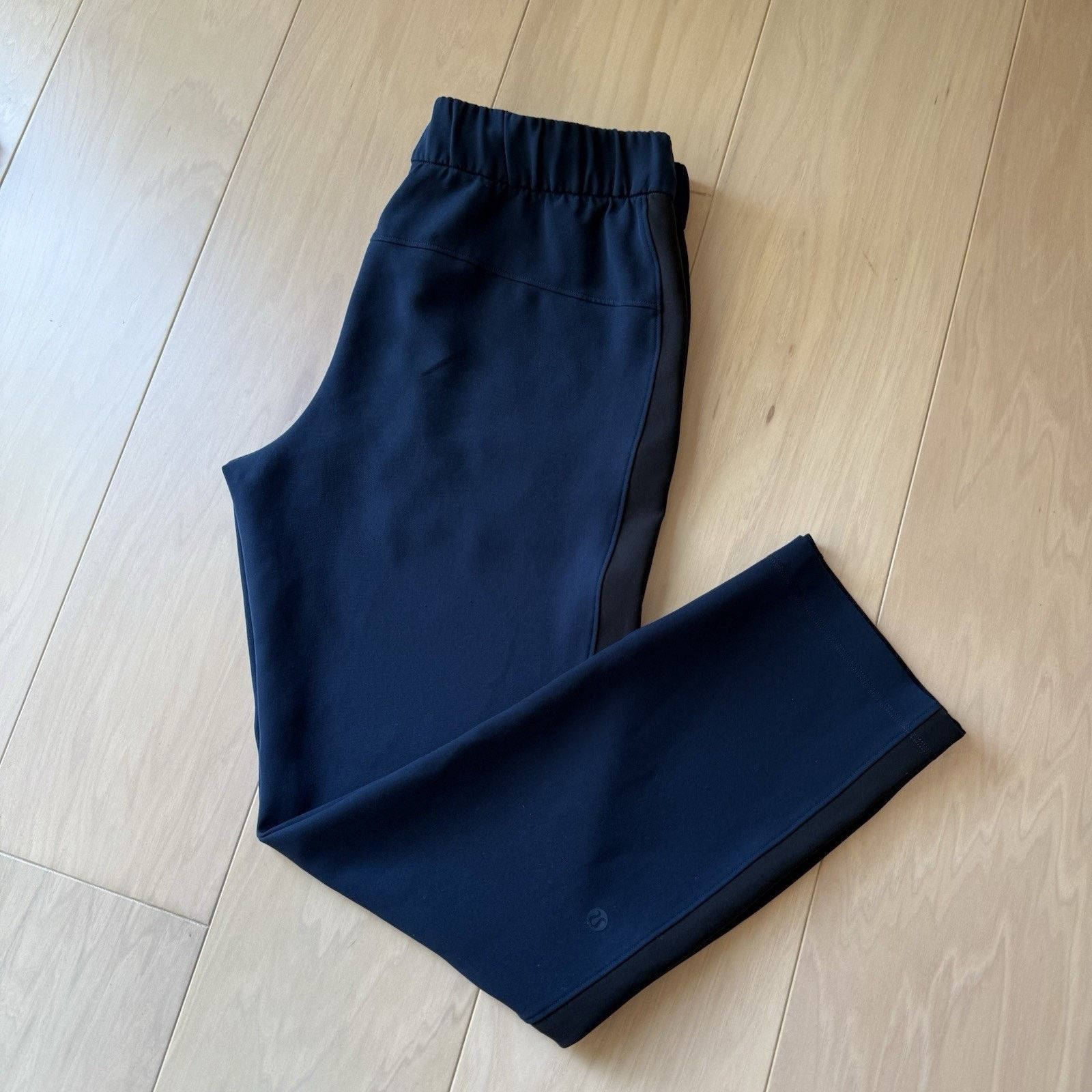 Lululemon Lululemon On The Fly Pants Women's 6 Navy Comfy Sweatpants Size 28" / US 6 / IT 42 - 9 Thumbnail