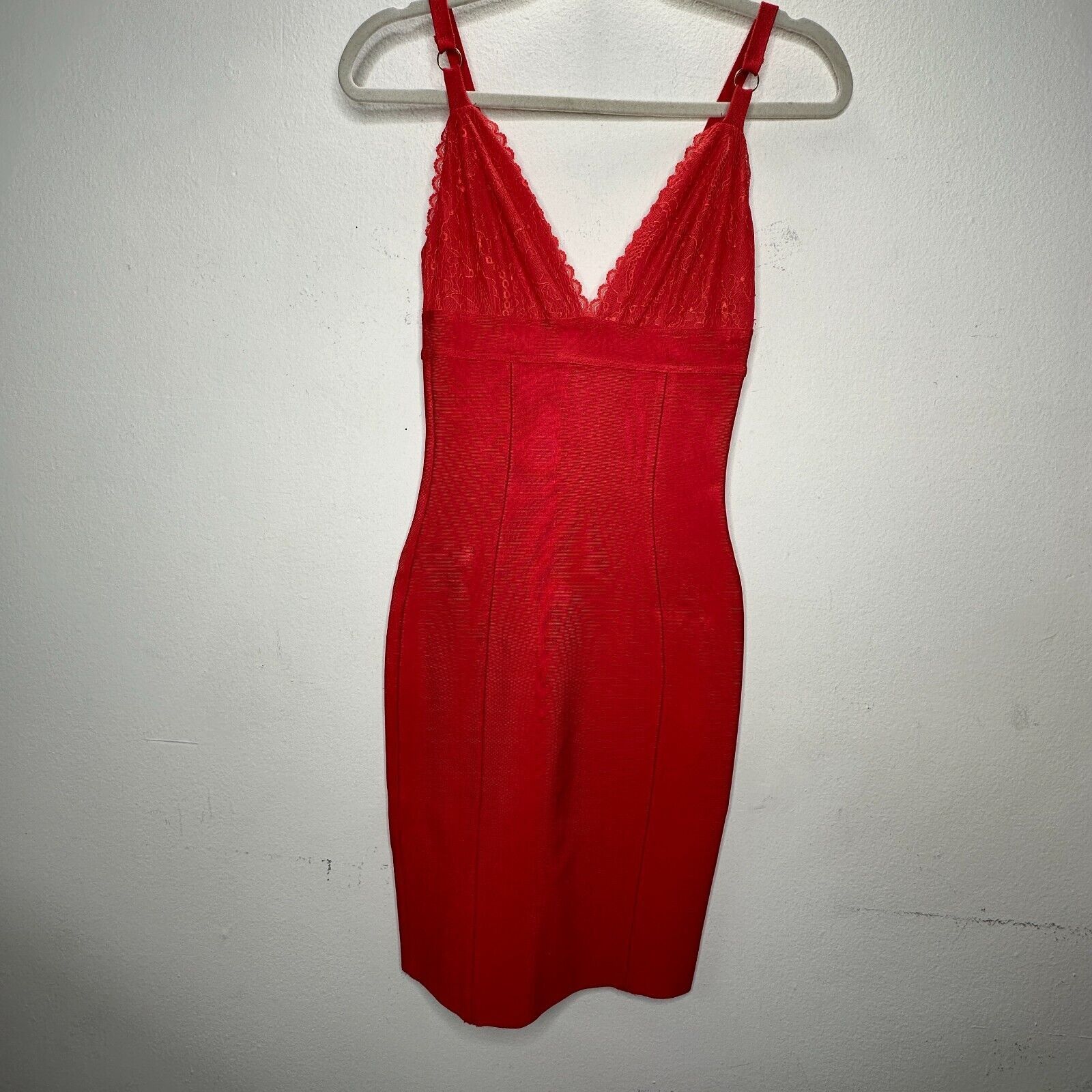 House of CB House of CB London Red Lace Trim VNeck Bandage Dress Mini XS Size XS / US 0-2 / IT 36-38 - 4 Thumbnail