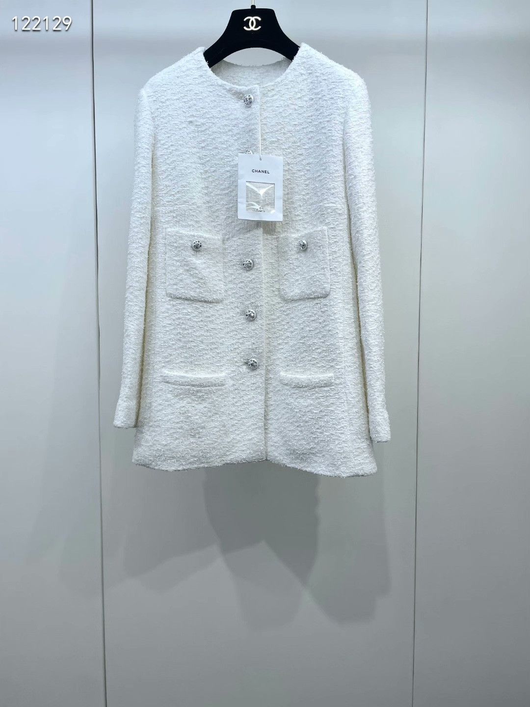 Chanel Chanel 23S Diamond Button Coat Size M / US 6-8 / IT 42-44 - 1 Thumbnail
