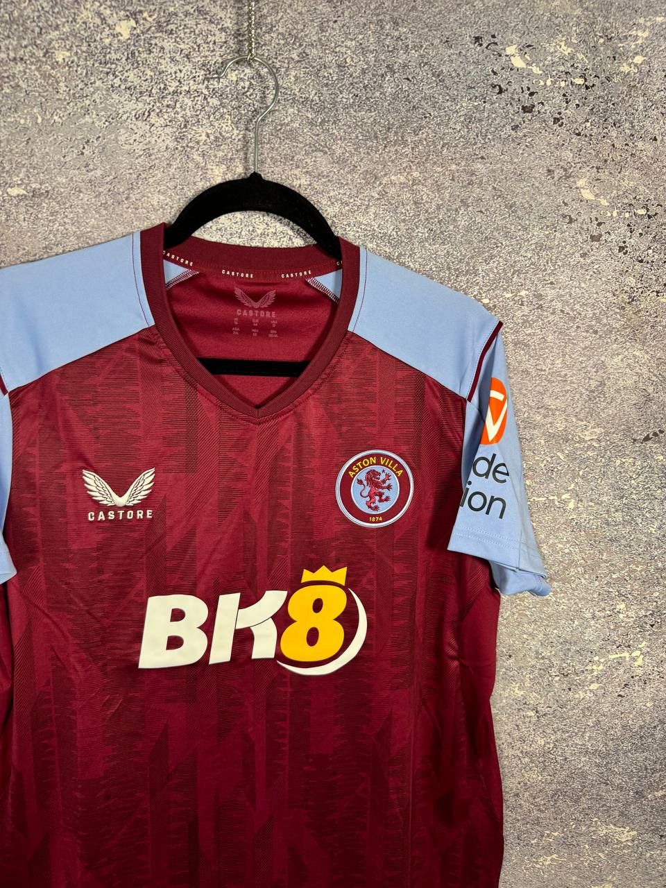 Castore × Vintage Women's Aston Villa 2023/24 Castore Soccer Jersey Size US S / EU 44-46 / 1 - 4 Thumbnail