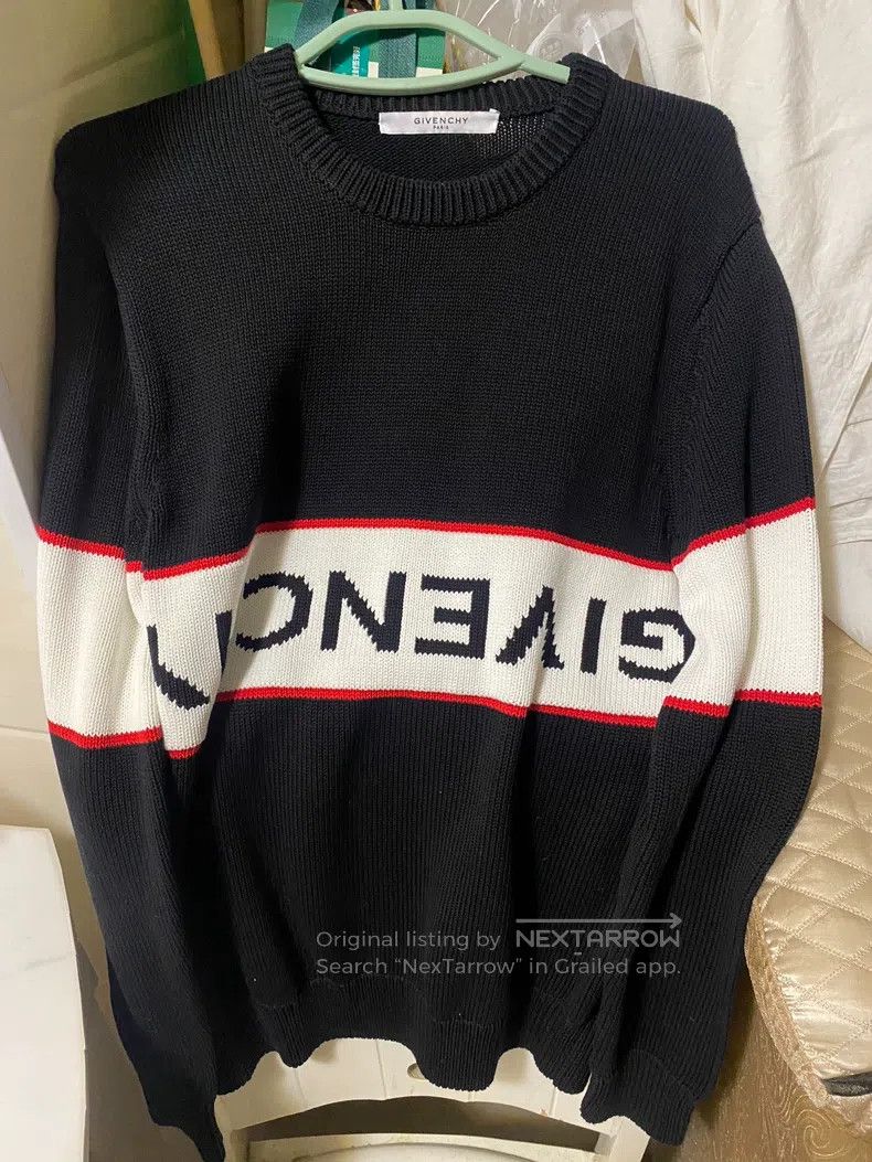 Givenchy Givenchy Letter sweater (xs size, chest approximately 98) Size US XS / EU 42 / 0 - 1 Thumbnail