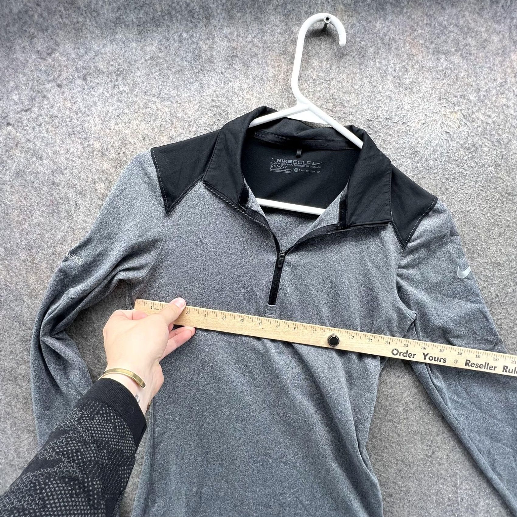 Nike Nike Golf Dri-FIT Pullover Womens XS Gray 1/4 Zip Long Sleeve 725867-010 Size XS / US 0-2 / IT 36-38 - 4 Thumbnail