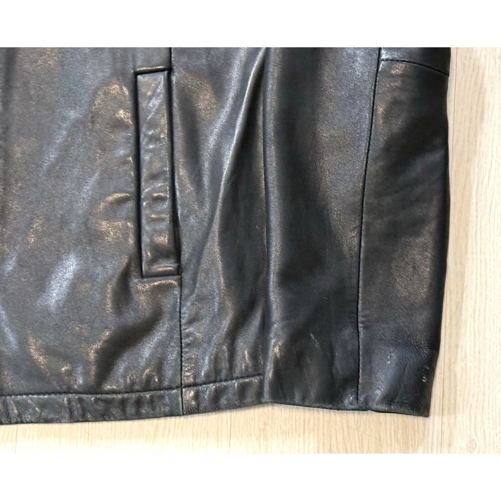Banana Republic VINTAGE Banana Republic Leather Bomber Jacket Unisex Adults Small Black 90s Biker USA Western Hip Hop Rock | Jacket Size US S / EU 44-46 / 1 - 5 Thumbnail