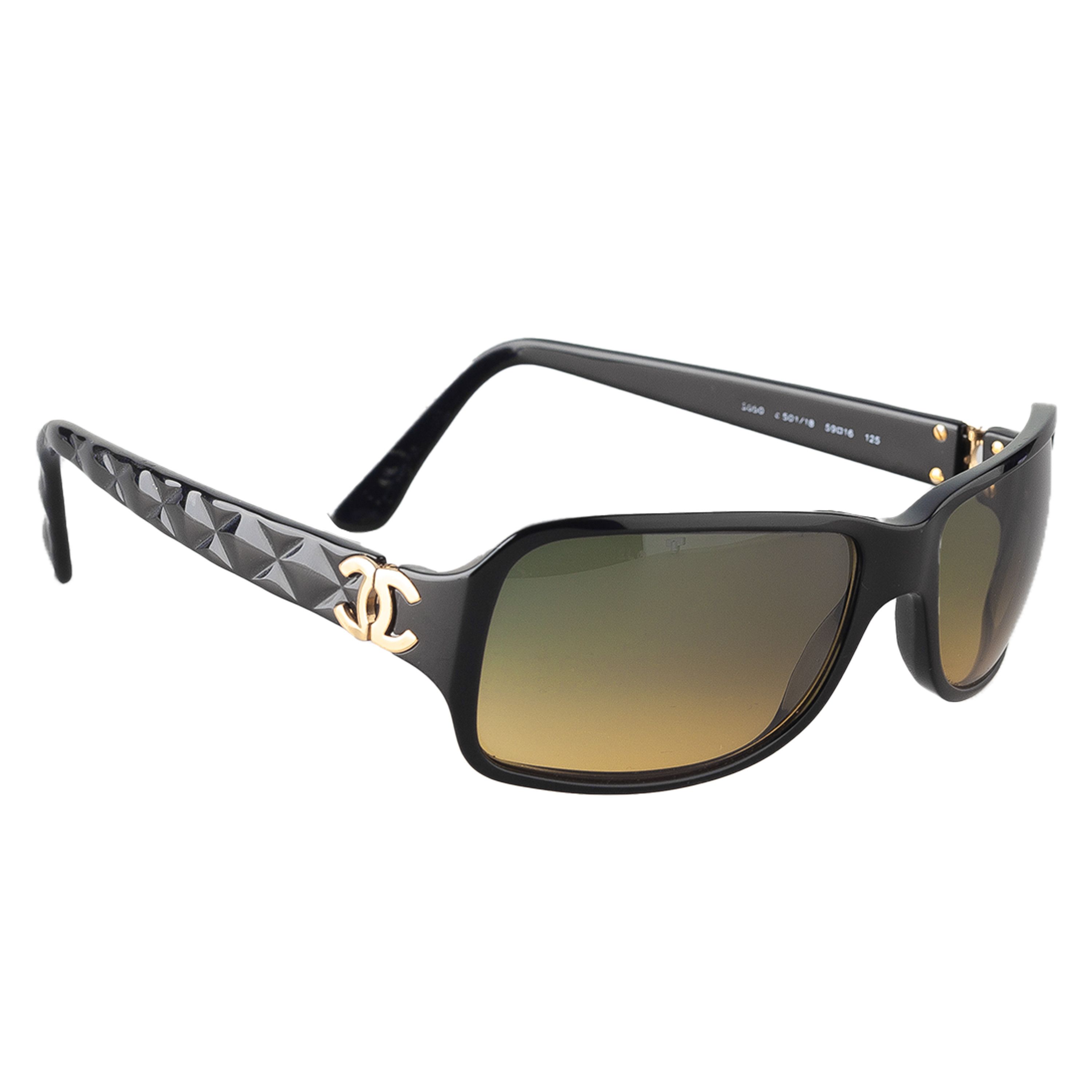 Chanel Chanel 5050 C 501/18 Vintage Black Sunglasses Size ONE SIZE - 1 Thumbnail