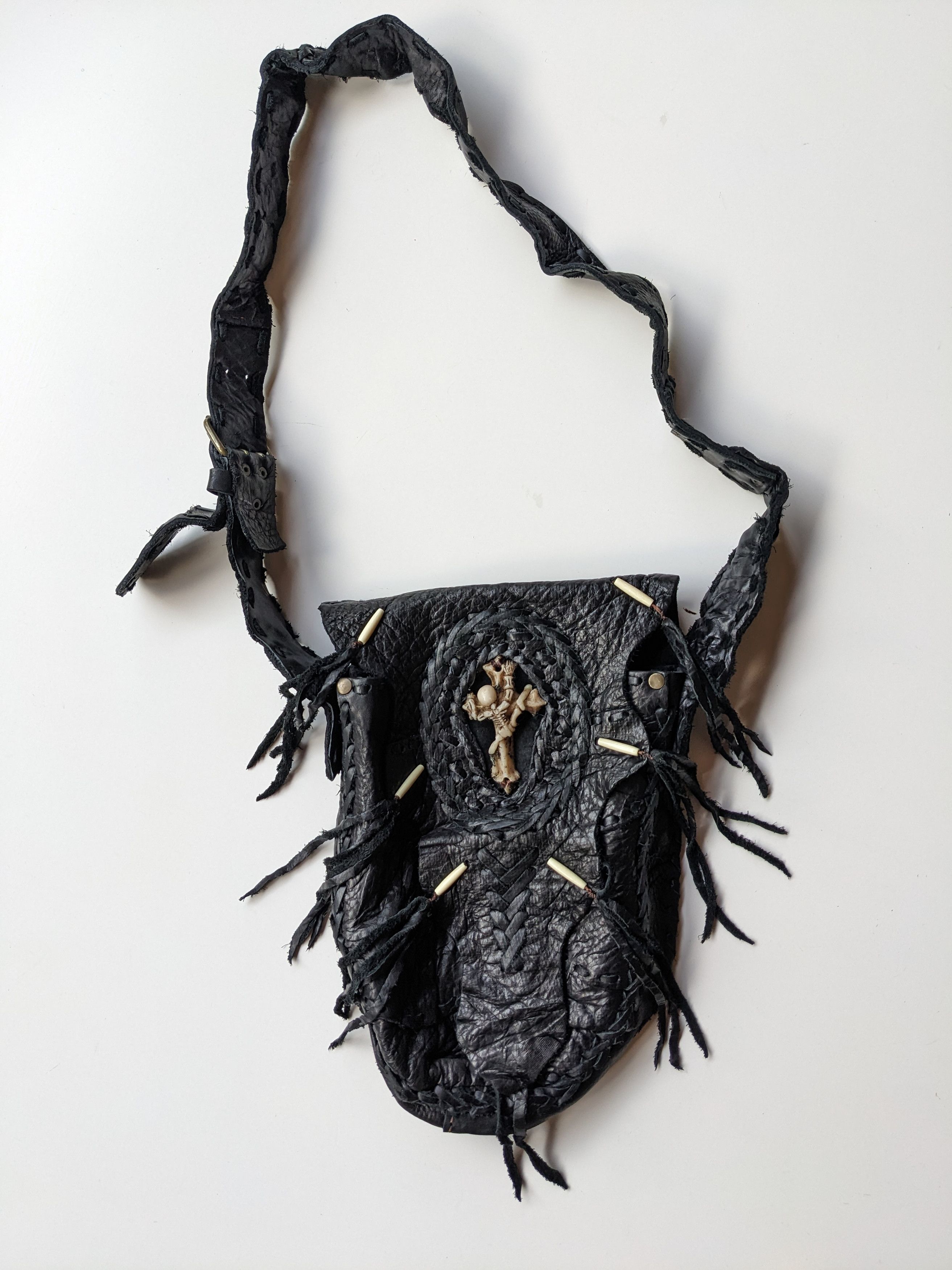 KMRii Cross bones gothic cowhide sling bag Size ONE SIZE - 1 Thumbnail
