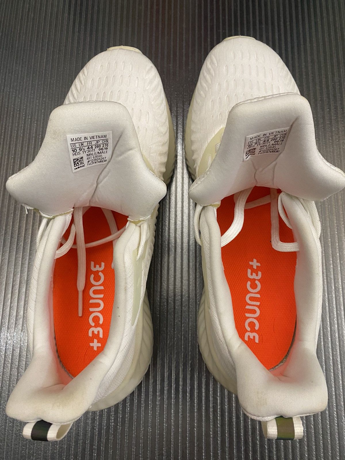 Adidas adidas Alphabounce Plus Great White 10 VGC Size US 10 / EU 43 - 11 Thumbnail