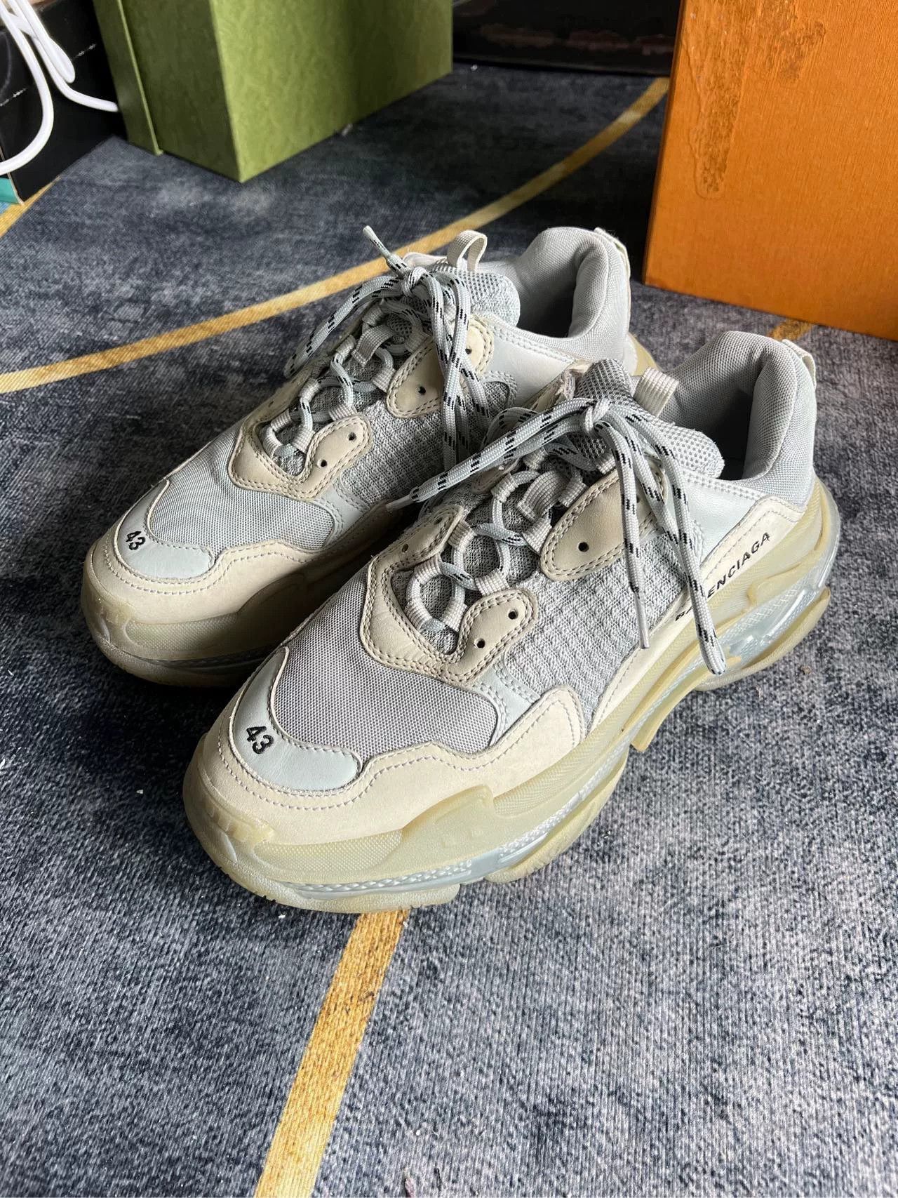 Balenciaga Balenciaga Triple S Sneakers Size 43 Size US 10 / EU 43 - 1 Thumbnail