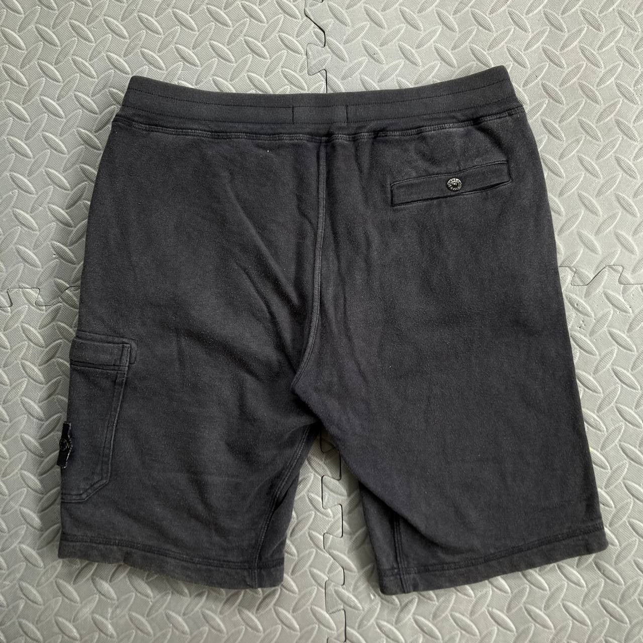 Stone Island S/S17 Dyed Bermuda Shorts Size US 32 / EU 48 - 3 Thumbnail