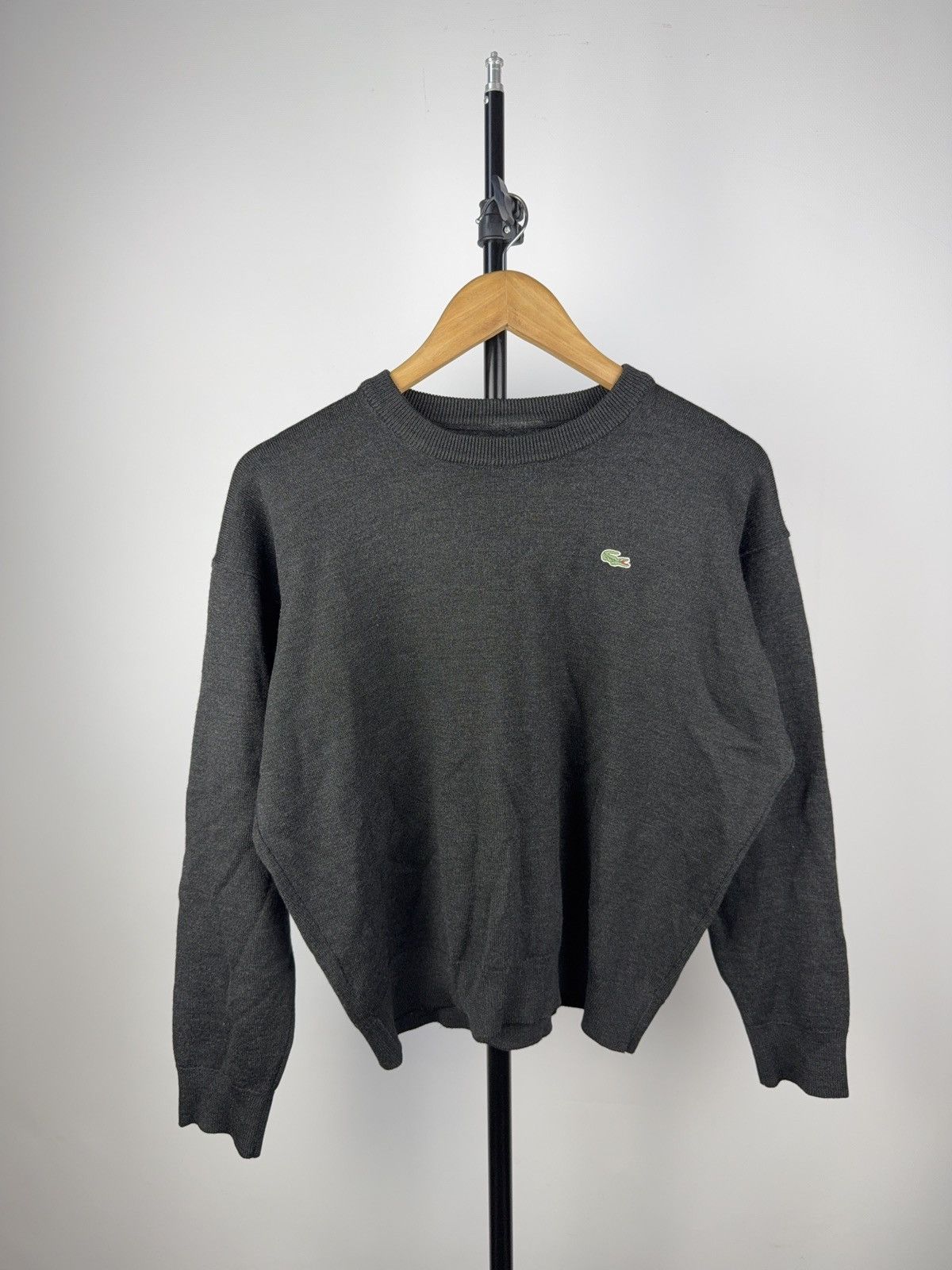 Lacoste × Vintage Vintage 90s Lacoste Wool Sweater Dark Gray Minimalist Logo Size US S / EU 44-46 / 1 - 1 Thumbnail