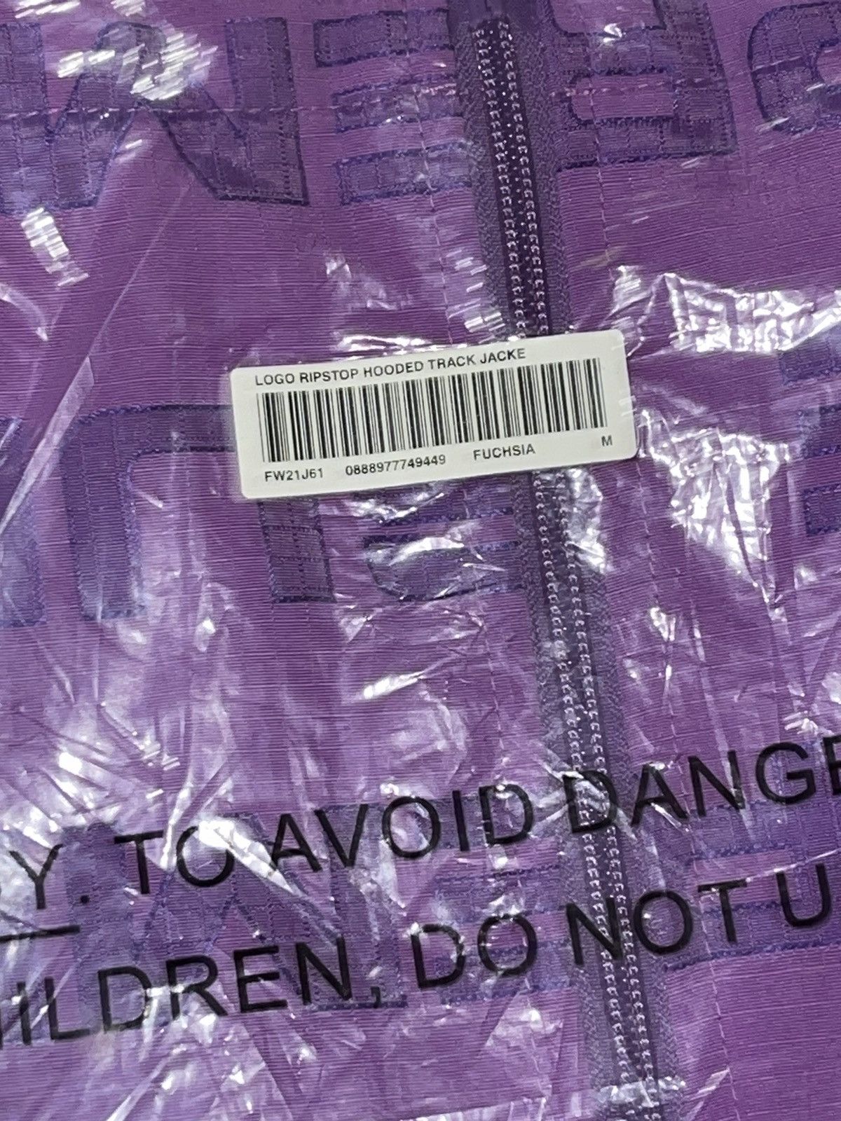 Supreme Supreme Logo Ripstop Hooded Track Jacket ‘Fuchsia’ Size US M / EU 48-50 / 2 - 3 Thumbnail