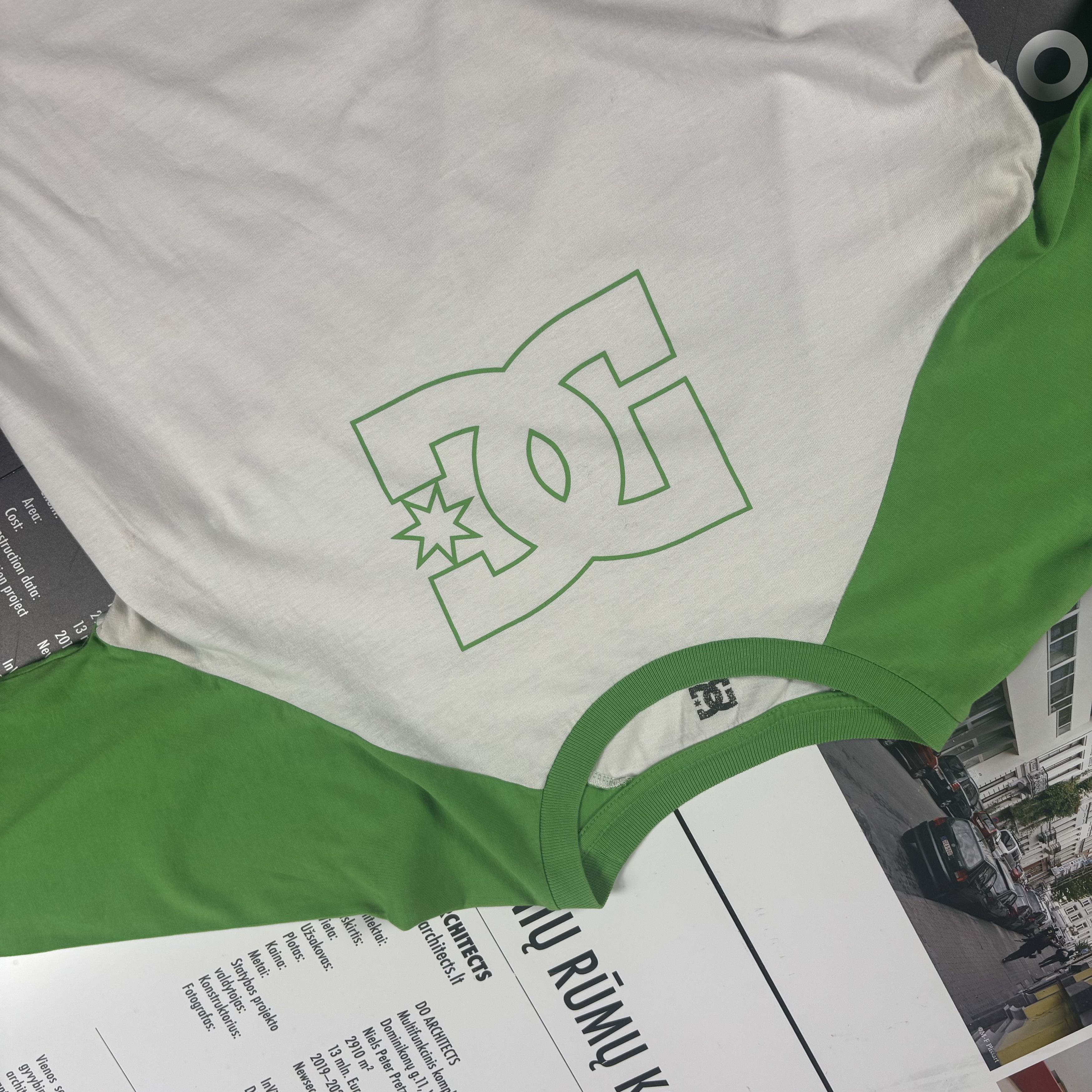 DC DC Shirt Size US L / EU 52-54 / 3 - 7 Thumbnail