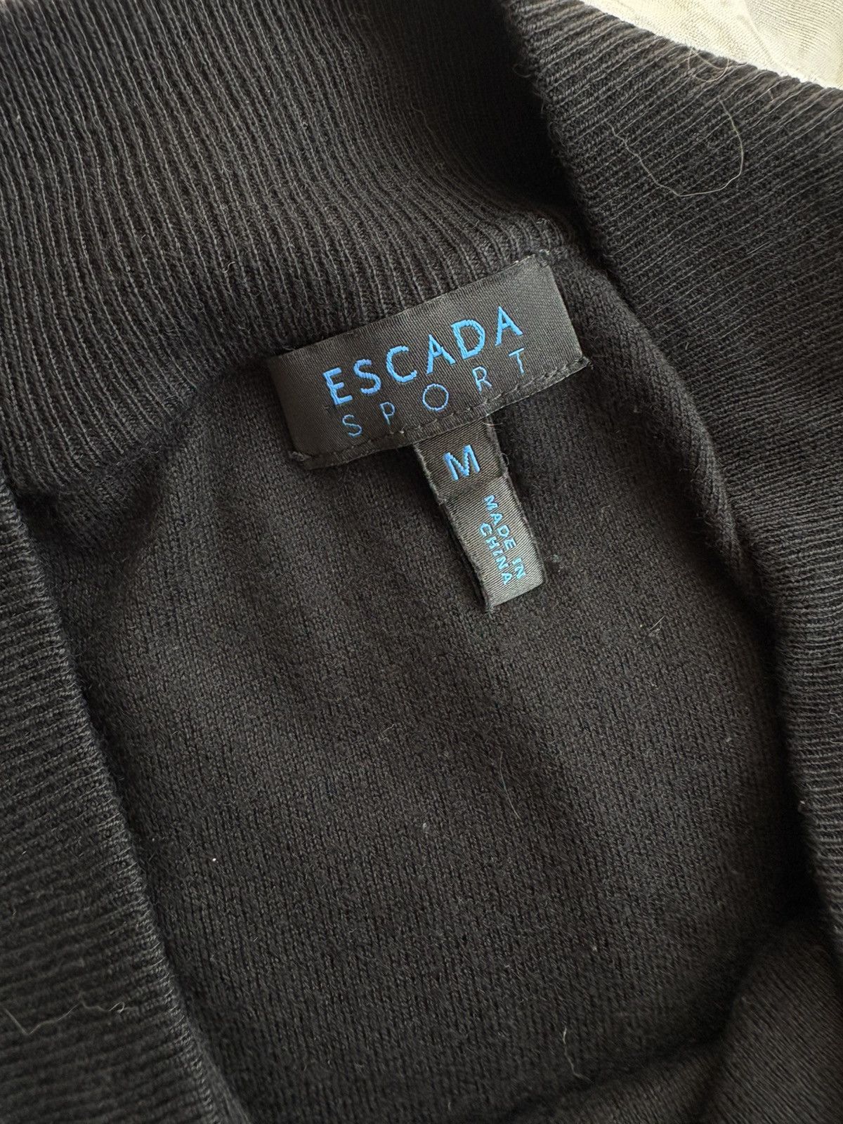 Escada Escada silk skirt Size 26" / US 2 / IT 38 - 3 Thumbnail