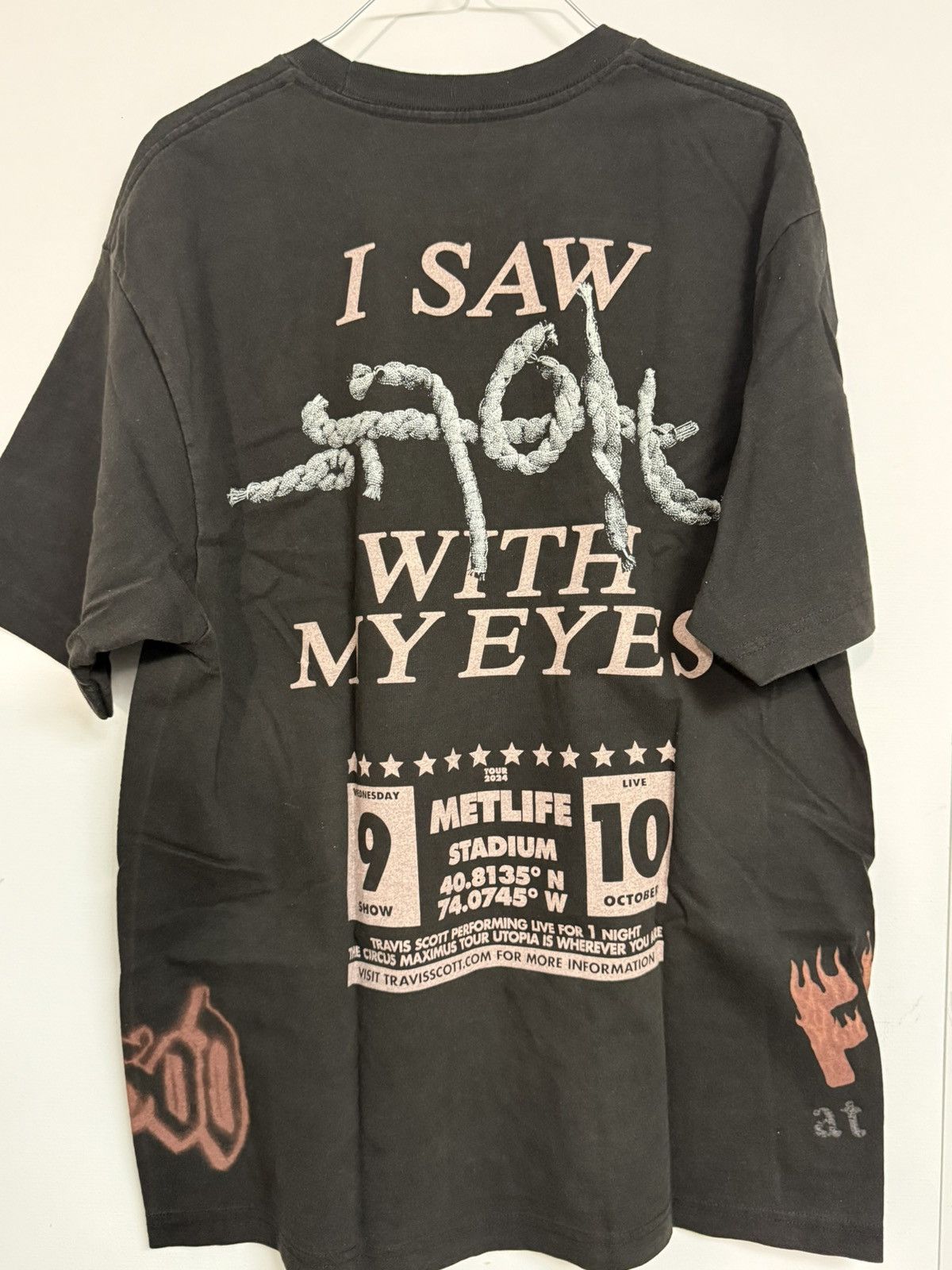 Travis Scott Travis Scott Metlife Stadium Utopia “U” T-shirt Size US XL / EU 56 / 4 - 2 Thumbnail