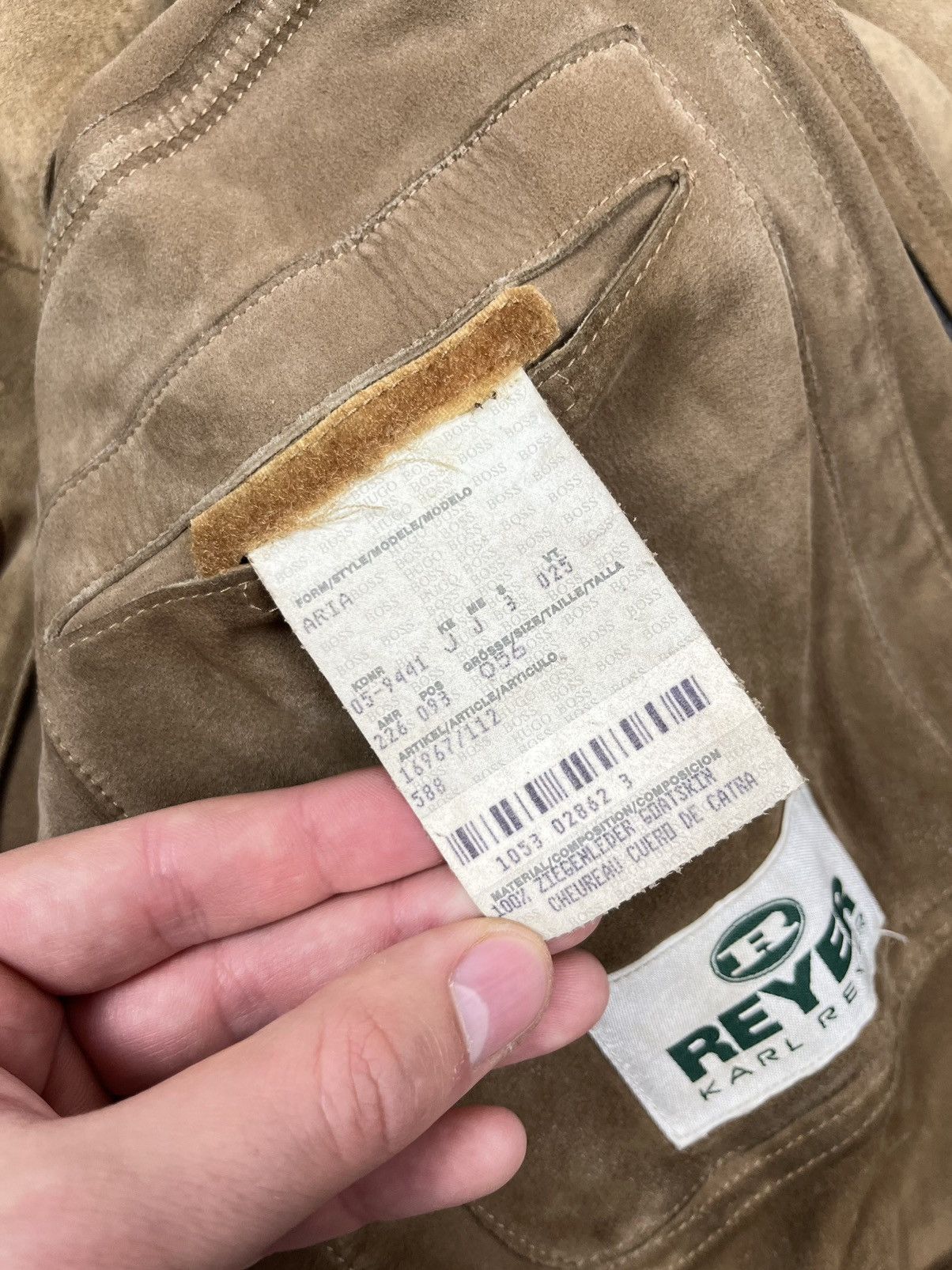 Hugo Boss Hugo Boss Vintage 90s Beige Goatskin Suede Leather Jacket Size US L / EU 52-54 / 3 - 14 Thumbnail