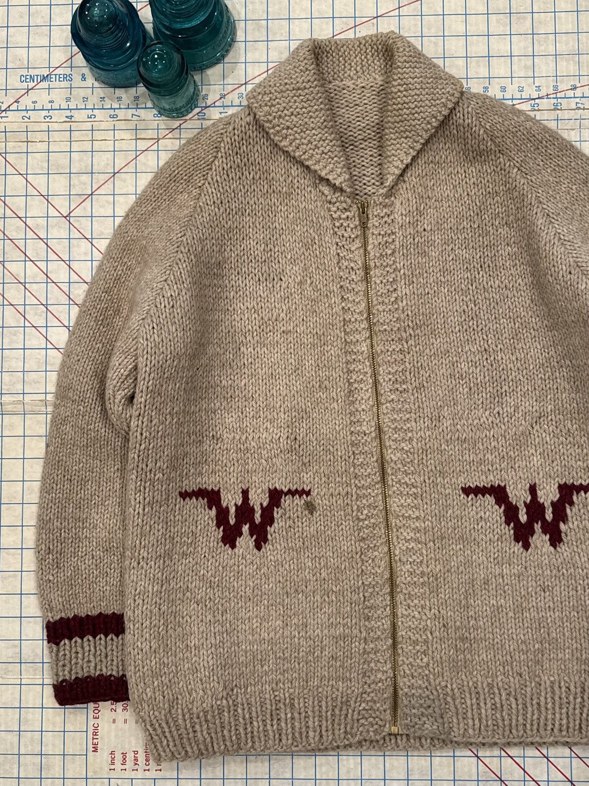 Vintage Vintage Winnebago Wagoneers Knit Cowichan Sweater Fits Large Size US L / EU 52-54 / 3 - 6 Thumbnail