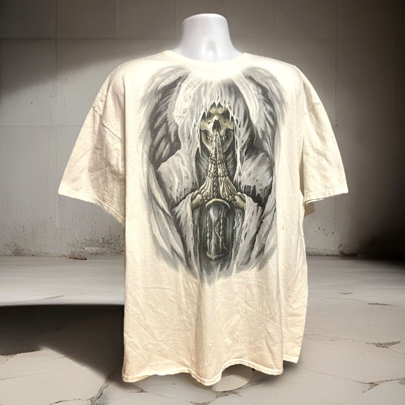 Vintage VINTAGE Delta Pro Weight Shirt Mens 3XL White Short Sleeve Grim Reaper Skull Death Wings Logo T-Shirt Size US XXL / EU 58 / 5 - 7 Thumbnail