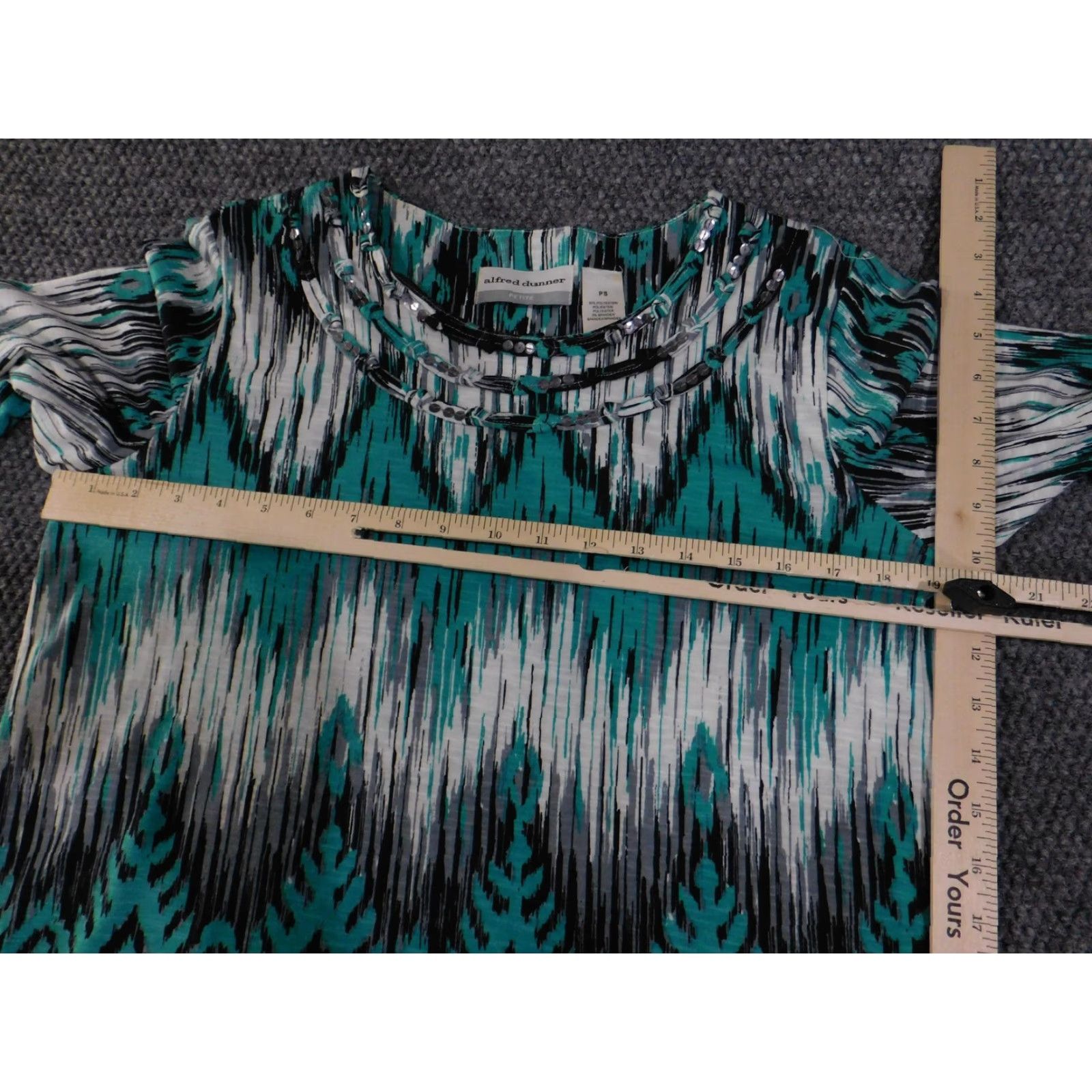 Vintage VINTAGE Alfred Dunner Shirt Womens Petite Small Teal Black White Ikat 3/4 Sleeve Beaded Sequin Pullover Knit Blouse Womens PS Petite Small Size S / US 4 / IT 40 - 7 Thumbnail