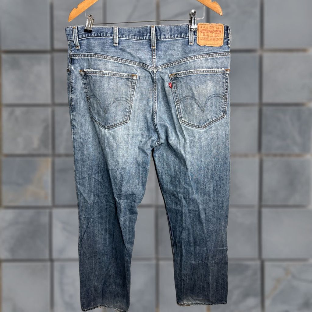 Levi's Levi's 559 Relaxed Straight Jeans 38x34 Denim Medium Wash 100% Cotton Blue Mens Regular Jeans 90s City Cowboy Logo USA Leather Patch (If any) Size US 38 / EU 54 - 1 Thumbnail