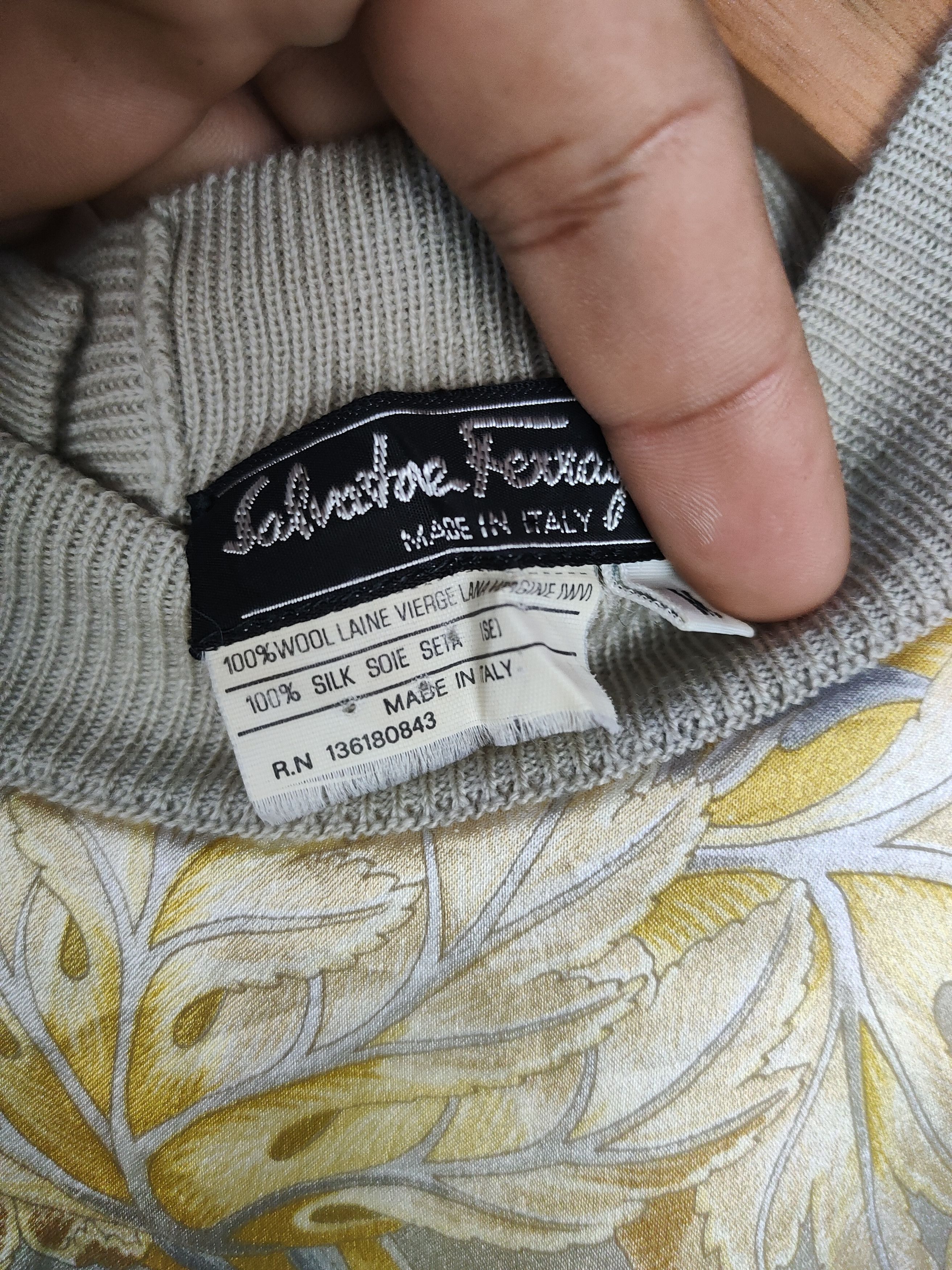 Salvatore Ferragamo Salvatore Ferragamo mixed material knit and Silk Blouse Size M / US 6-8 / IT 42-44 - 3 Thumbnail