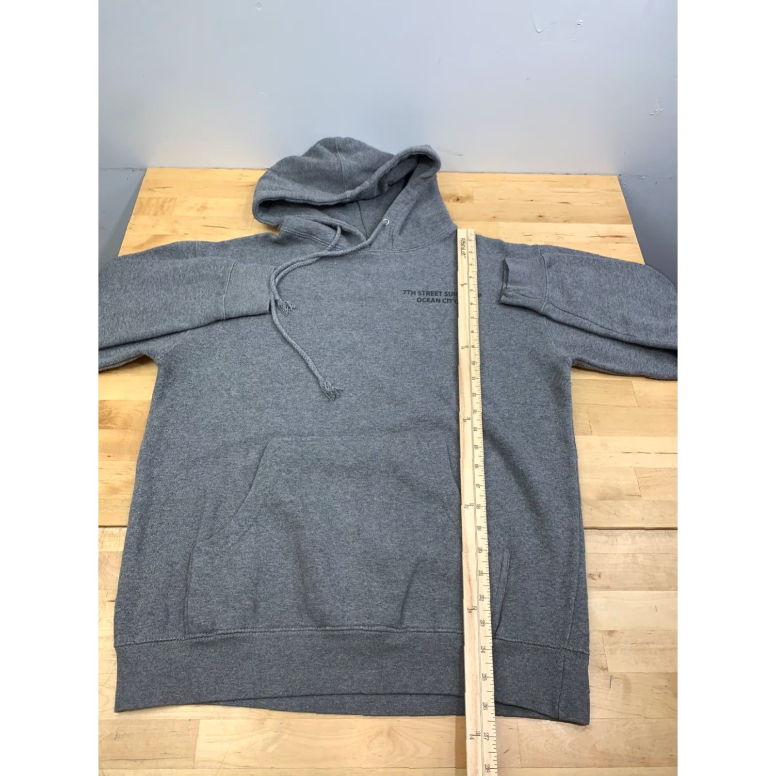 Vintage Ocean City Surf Hoodie Mens M Pullover Beach Waves Birds 12542 Size US M / EU 48-50 / 2 - 5 Thumbnail