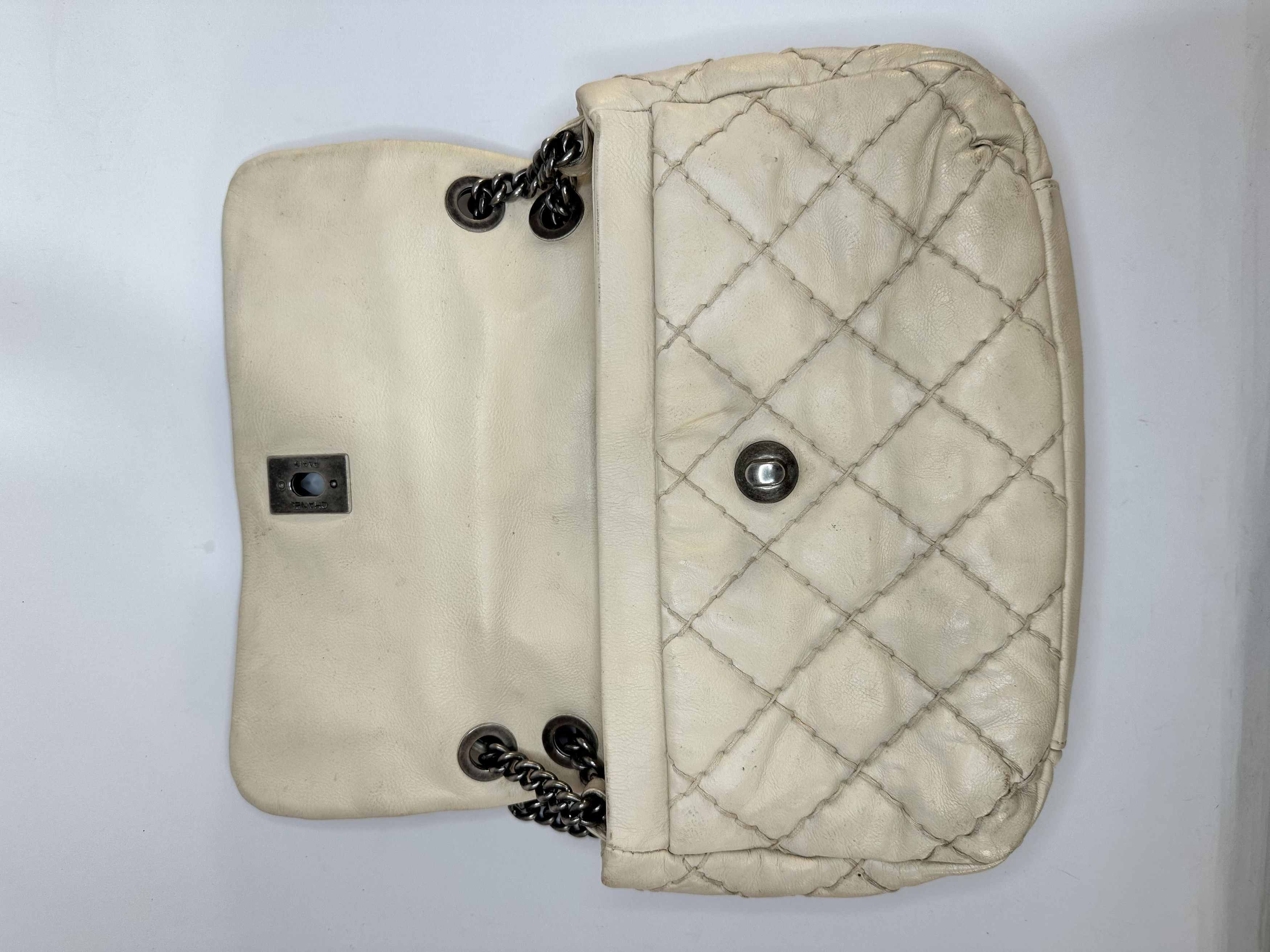 Chanel CHANEL Calfskin Love Me Tender Flap Bag White Size ONE SIZE - 8 Thumbnail