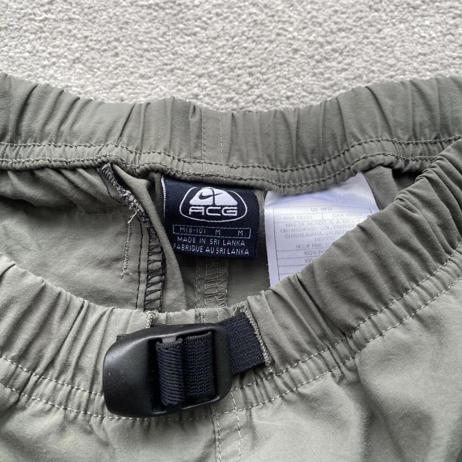 Nike ACG Nike ACG Tactical Utility Vintage Cargo Shorts Size US 30 / EU 46 - 7 Thumbnail