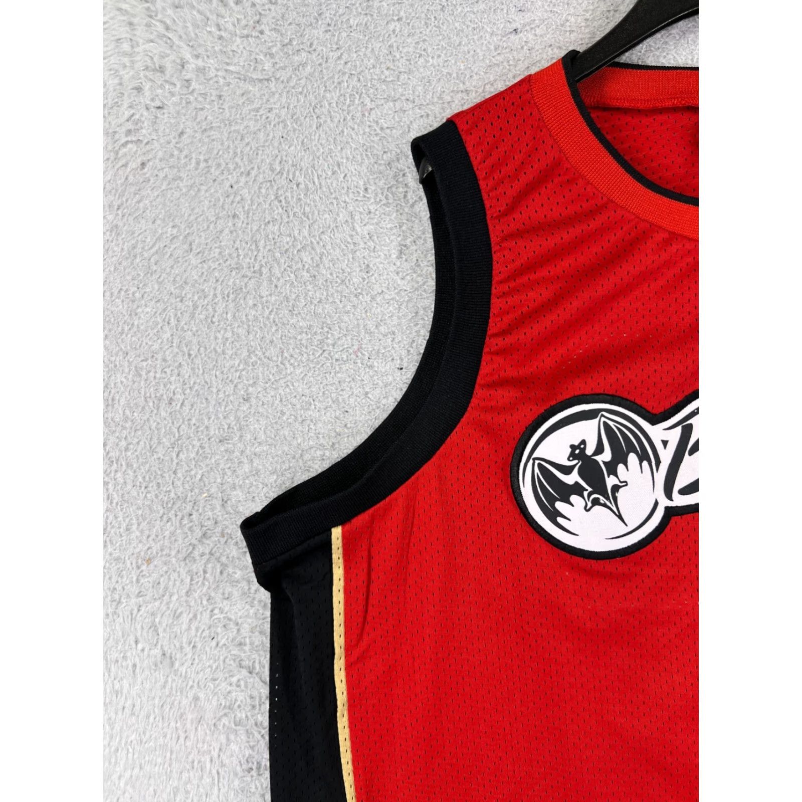 Vintage VINTAGE Bacardi Basketball Jersey Mens XL Red Black Logo Embroidered Knit Polyester Short Sleeve V-Neck T-Shirt Beach 90s Size US XL / EU 56 / 4 - 6 Thumbnail