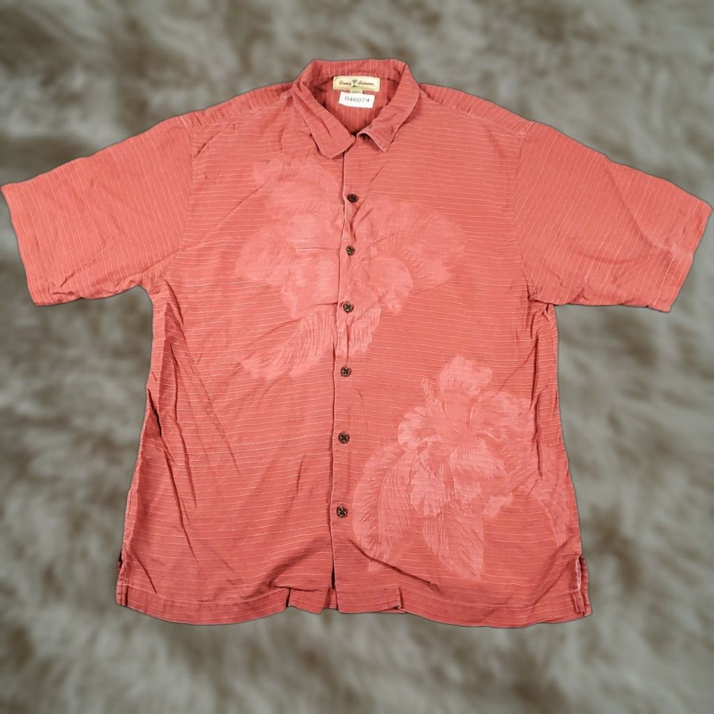 Tommy Bahama Tommy Bahama Shirt Mens L Red Hawaiian Button-Up Short Sleeve Size US L / EU 52-54 / 3 - 1 Thumbnail