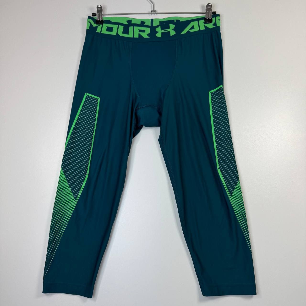 Under Armour Under Armour Compression Leggings 3/4 Mens Size XL Size US 37 - 1 Thumbnail