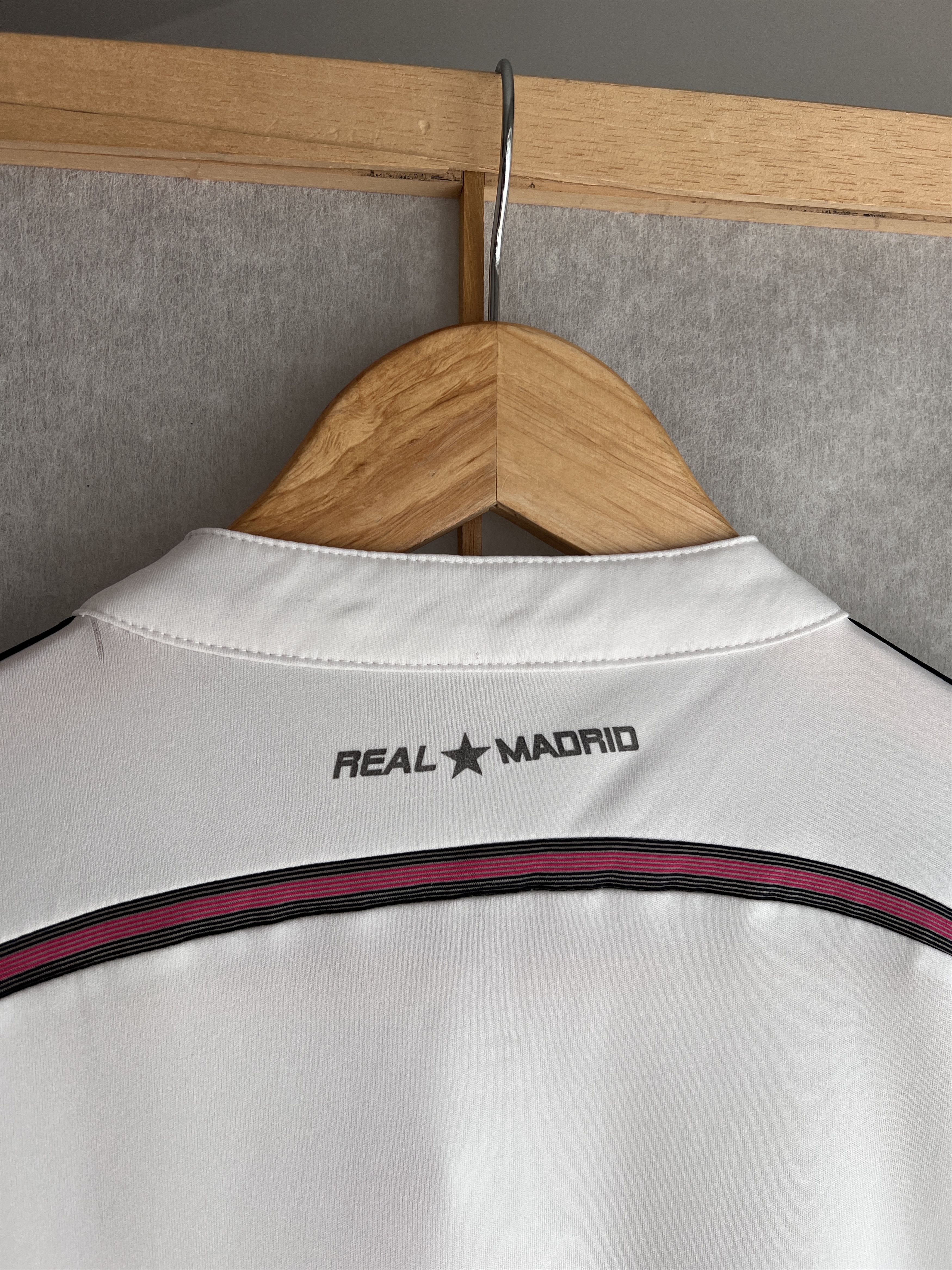 Adidas Adidas FC Real Madrid 2014 Home football shirt soccer jersey Size US S / EU 44-46 / 1 - 17 Thumbnail