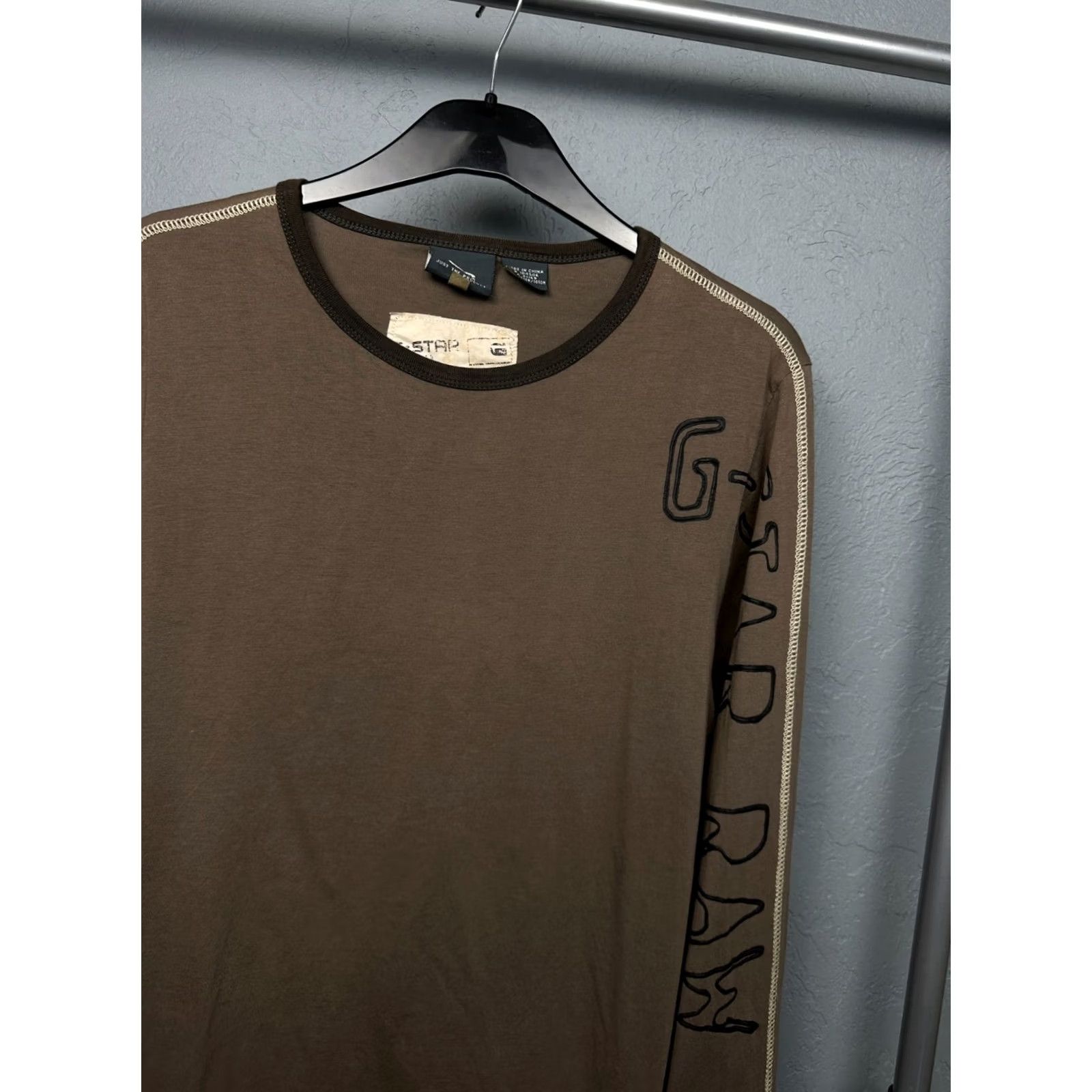 G-Star G Star Raw Vintage Mens T-Shirt Long Sleeve Crew Neck L Brown Cotton Logo Shirt Mens L Vintage 90s Carp Size US L / EU 52-54 / 3 - 2 Thumbnail